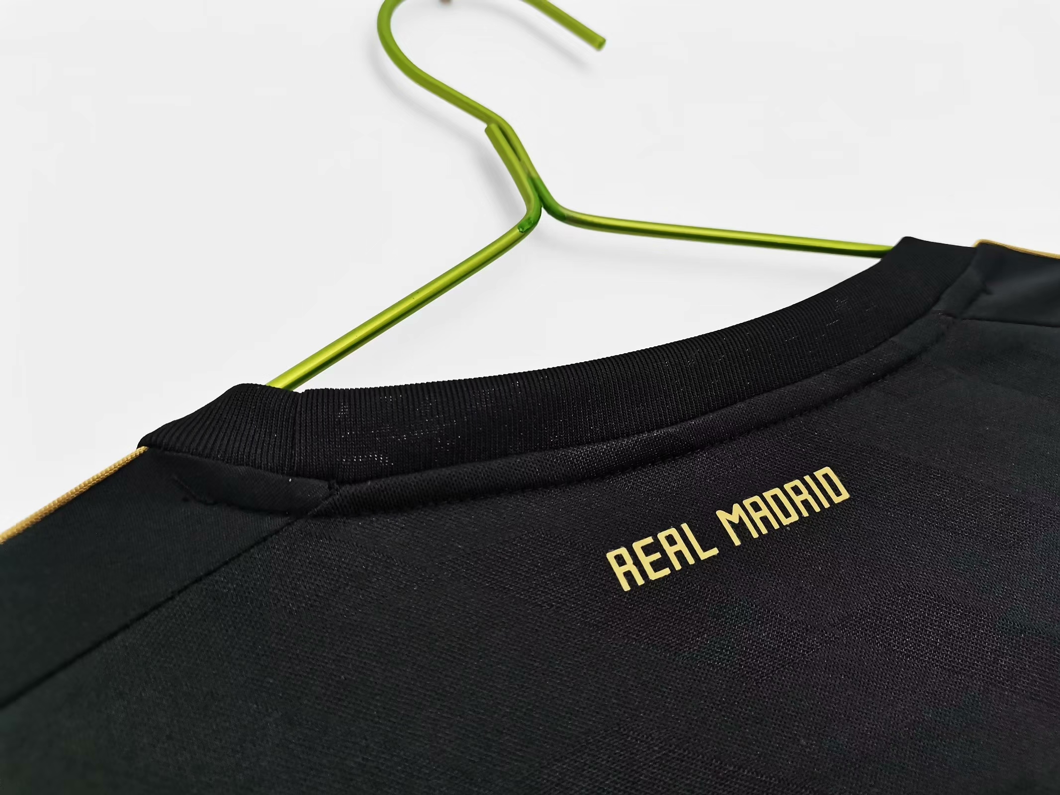 Retro  Real Mαdrid 11/12 Away Black