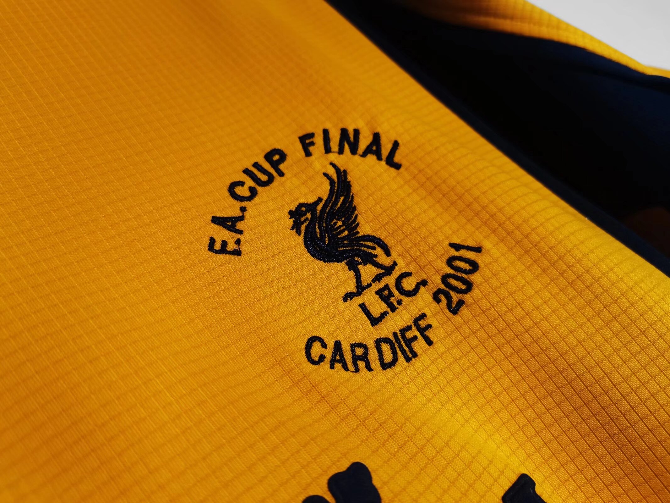 Retro LVP 2000-01 Away