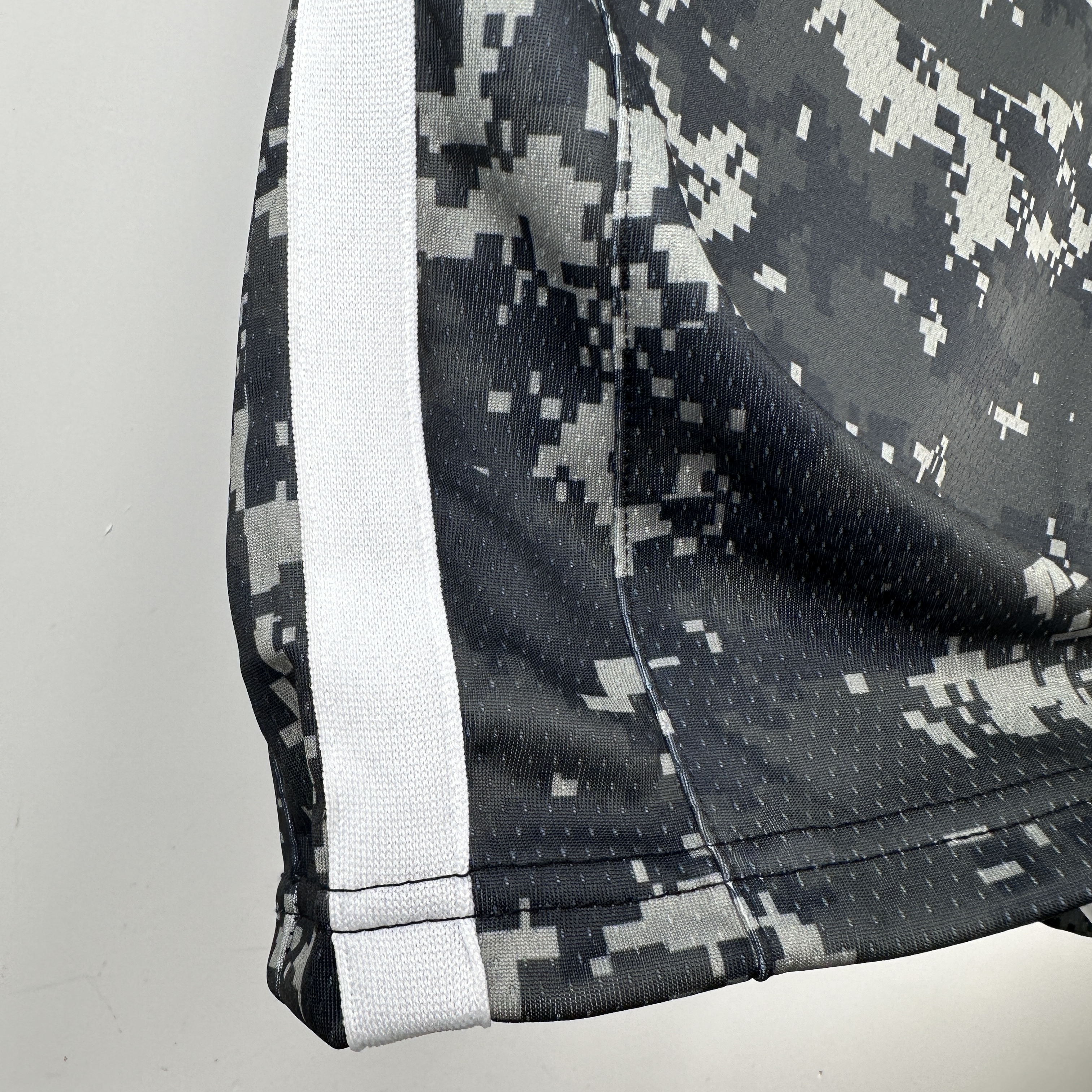 SAN ANTONIO SPURS CAMO  #20 GINOBILI