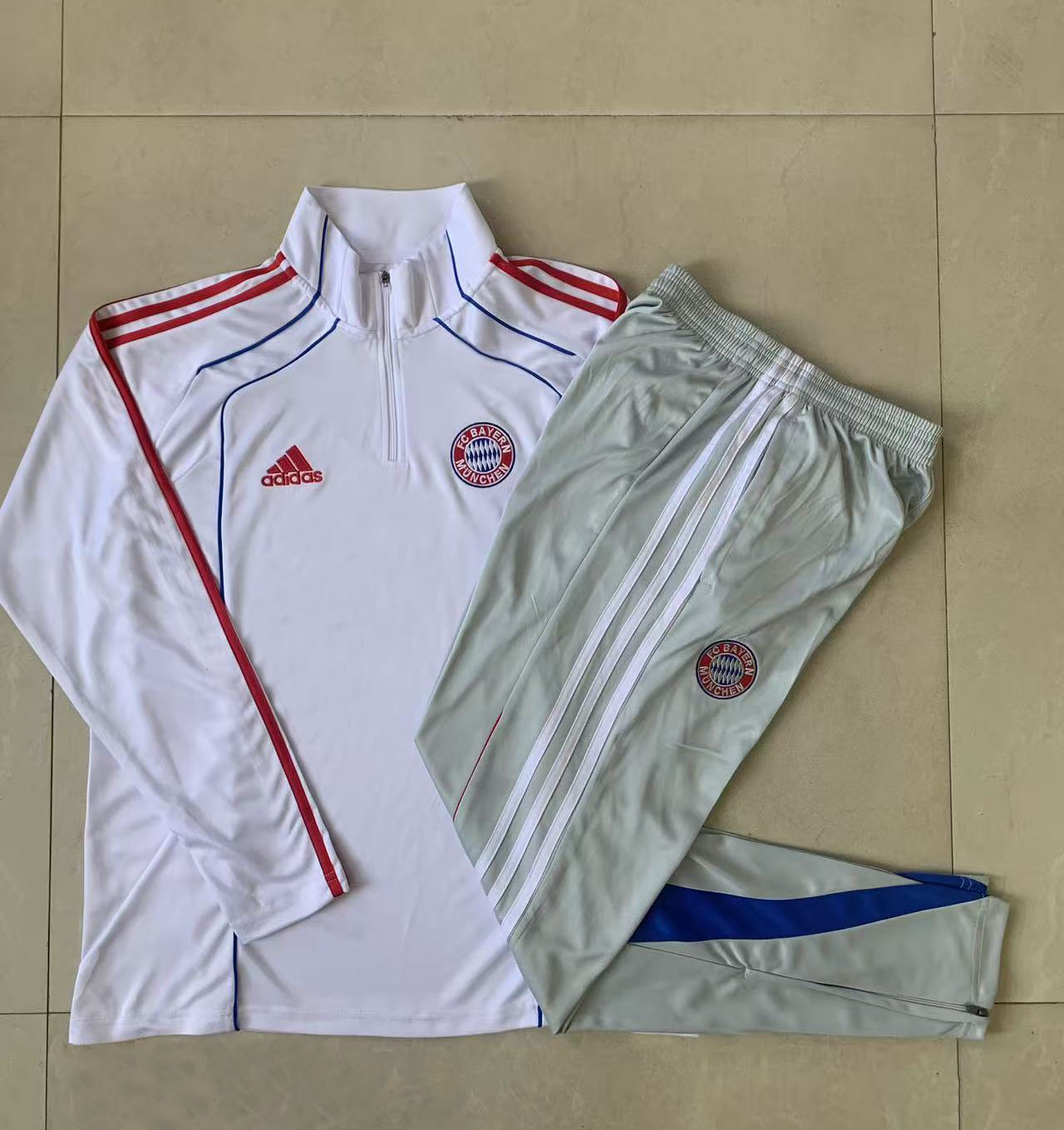 Adult/ Kids Bayern Half Zipper Training Suit B2556