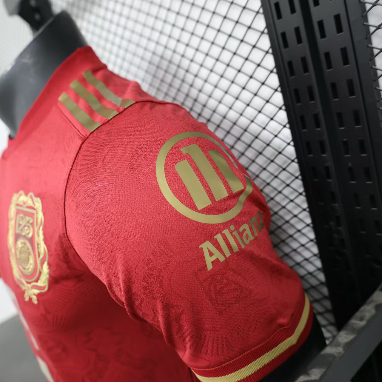 Player version Bayern München 125th Year Special