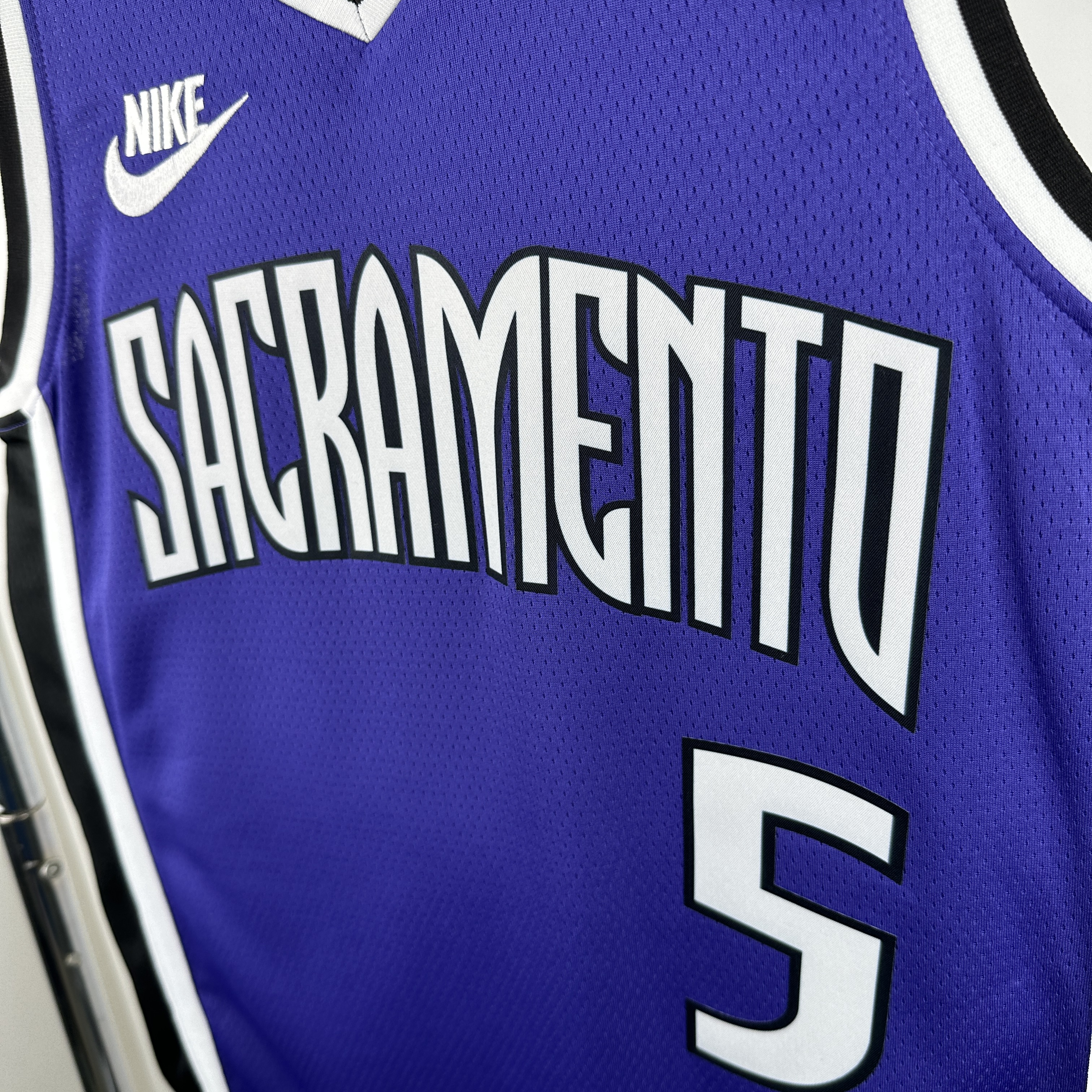 25 SEASON SACRAMENTO KINGS  #5 FOX