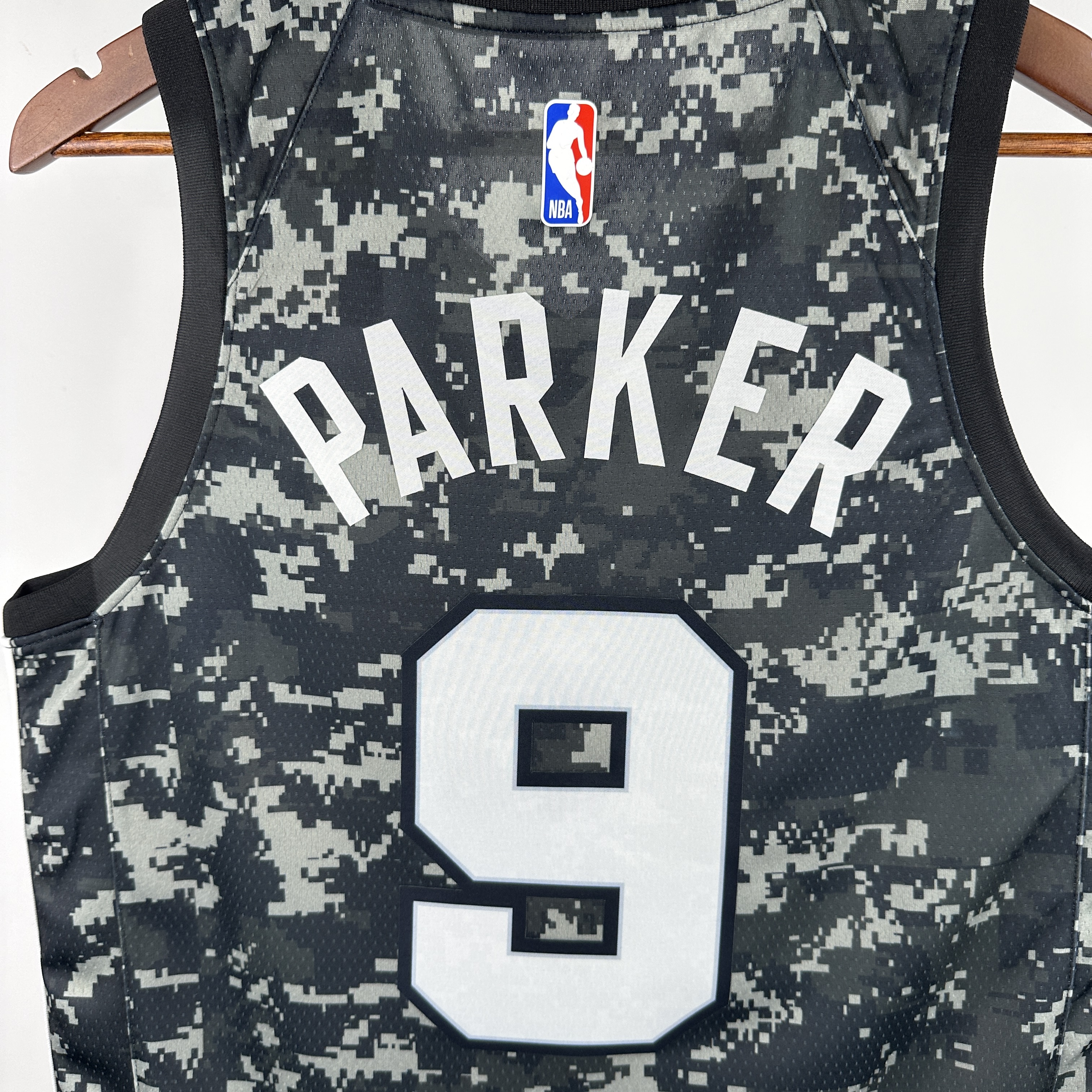 SAN ANTONIO SPURS CAMO  #9 PARKER