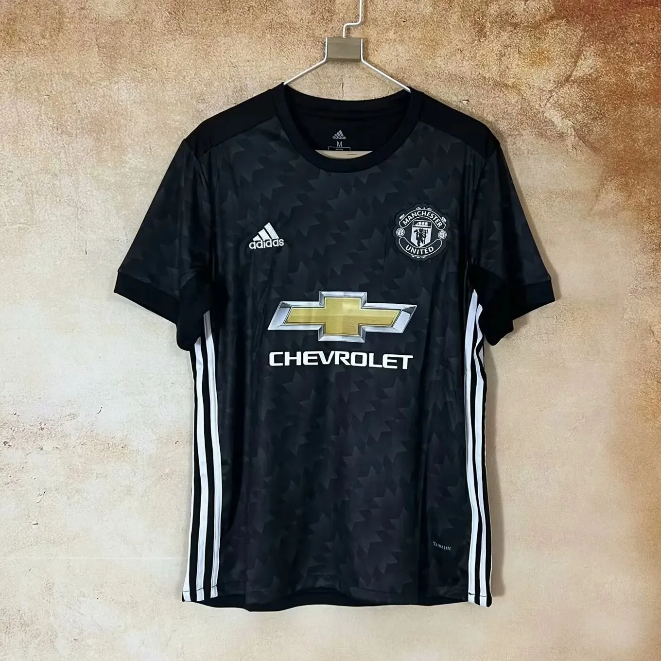 Manchester United 17/18 Away