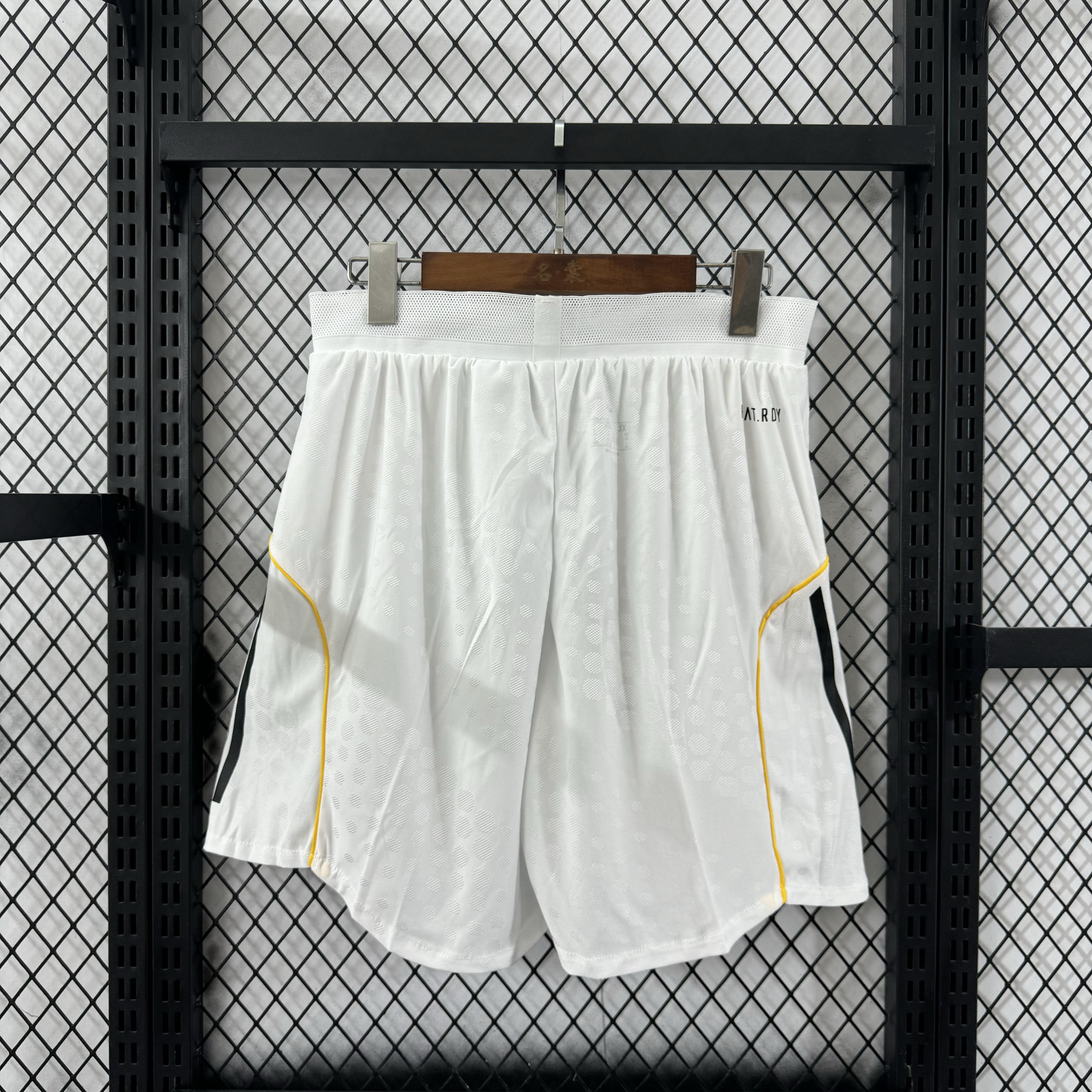 Player Version Shorts 2025-26 Reαl Mαdrid Home