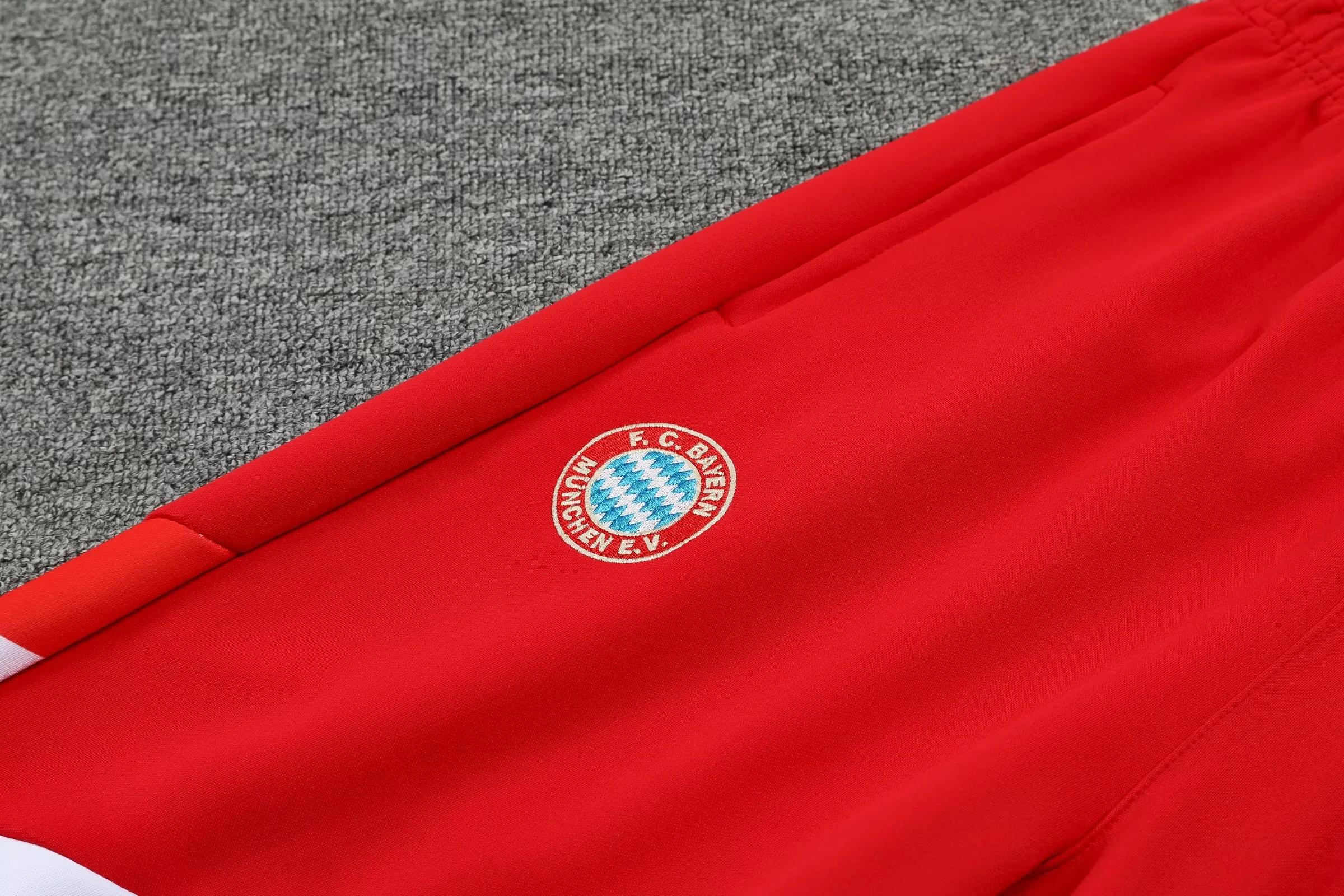 2425 Bayern München Training suit