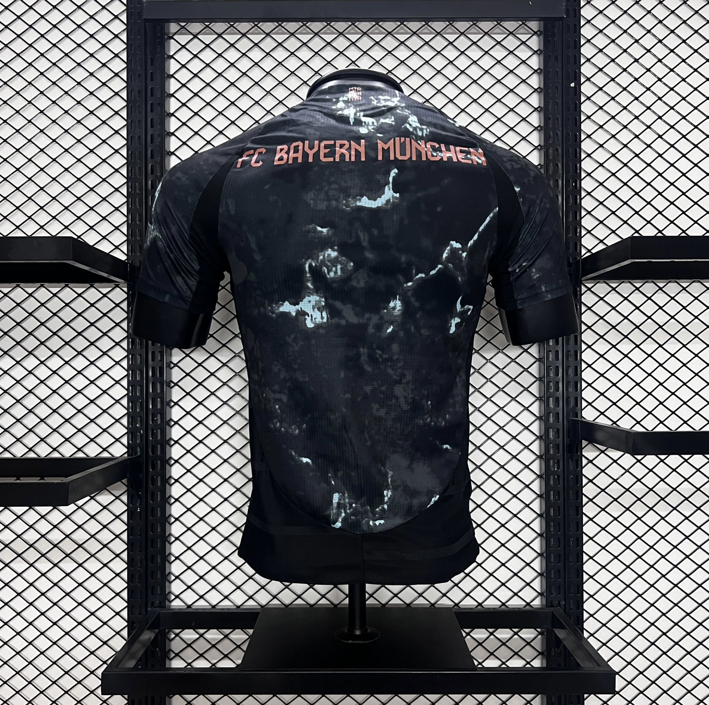 Player Version Bayern 24/25 Away  S-XXL