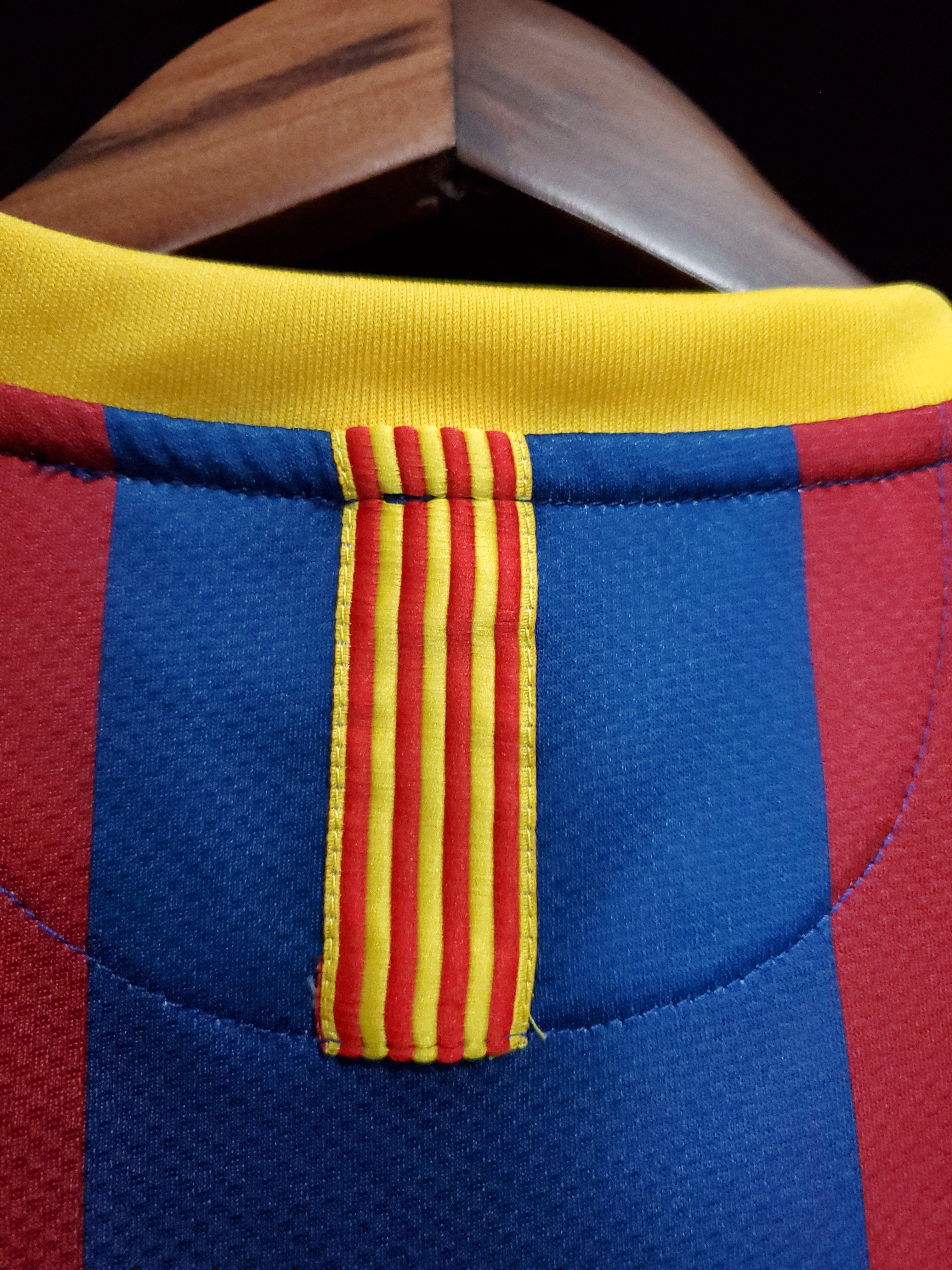Retro 10/11 Barcelona Home S-4XL