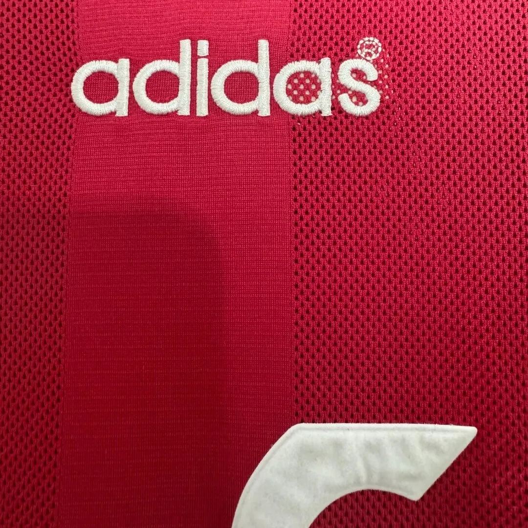 Retro LVP 1995-96 Home