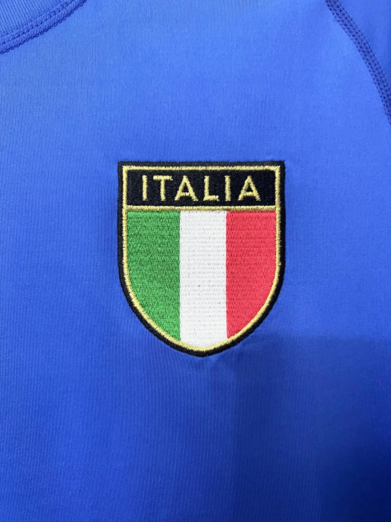 Retro  Italy 2000 Home Blue