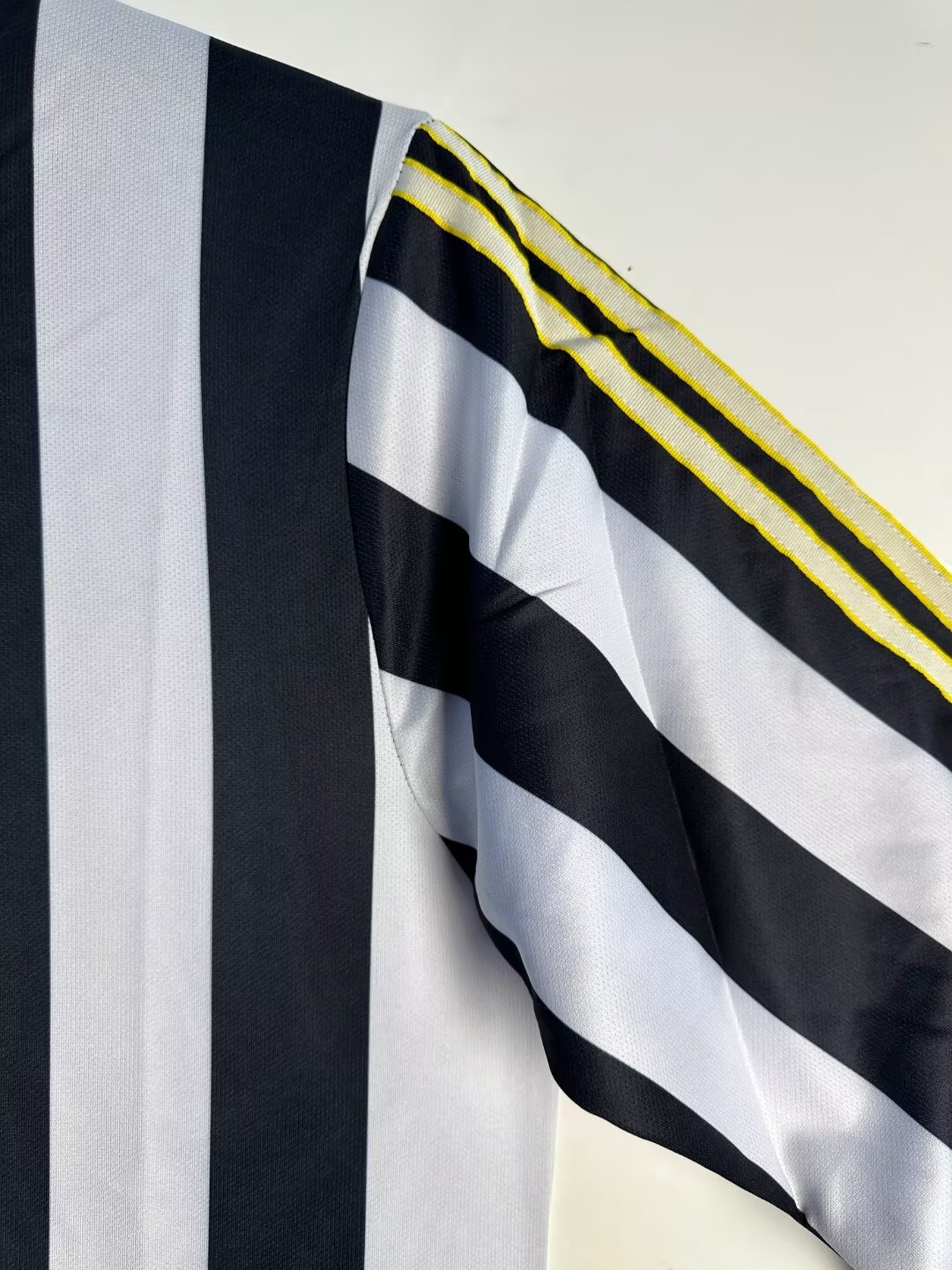 Retro Newcastle 1997/99 Home Long Sleeves