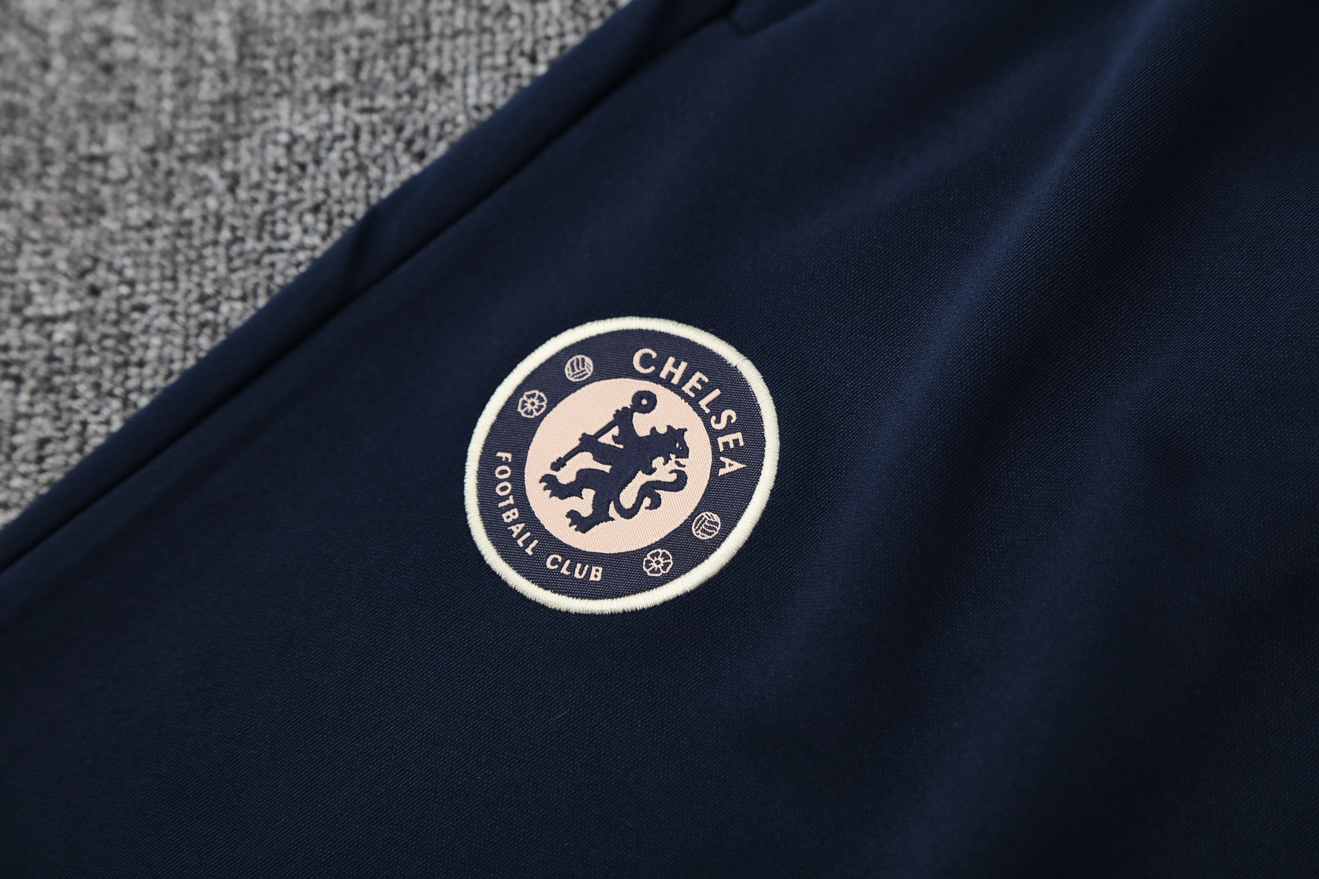 Hooded long-sleeve Chelsea 25/26 suit