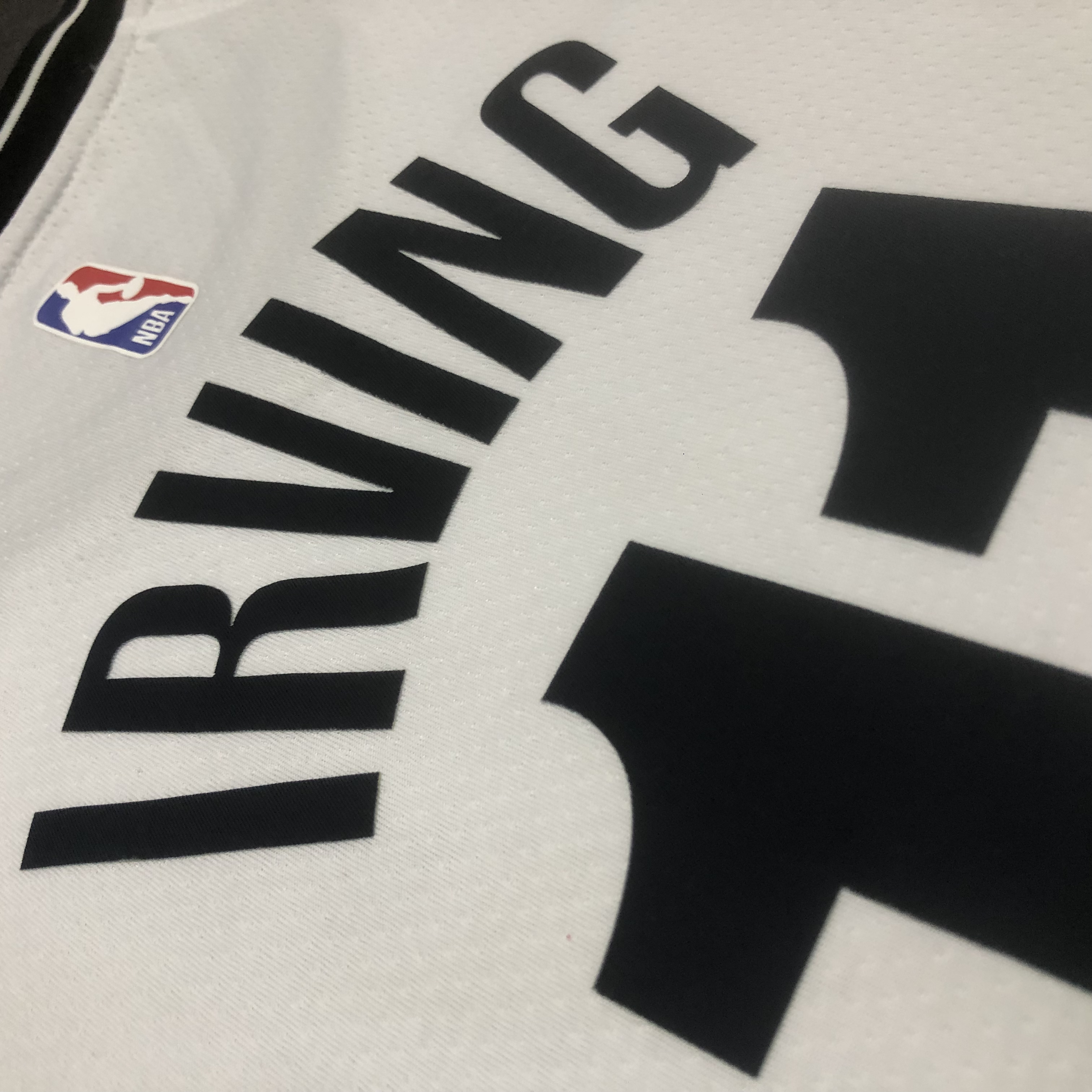 23 Season Brooklyn Nets White  No. 11 Irving