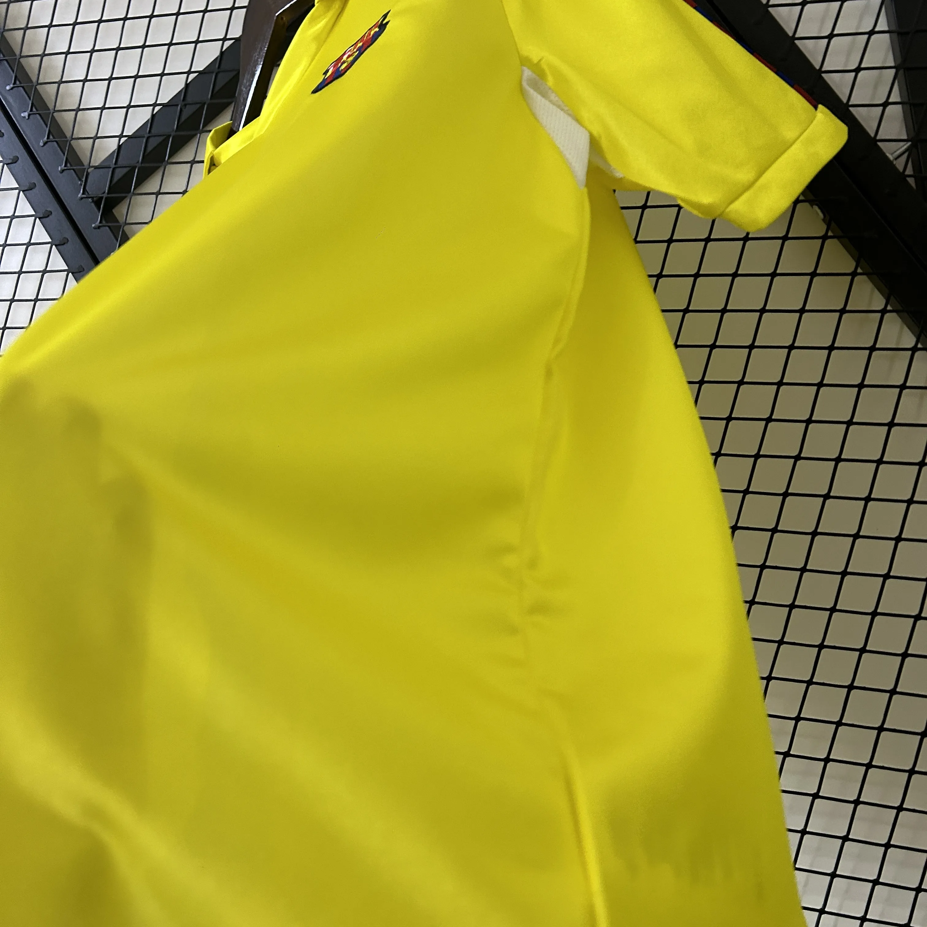 Retro 82/84 Away Kit S-XXL