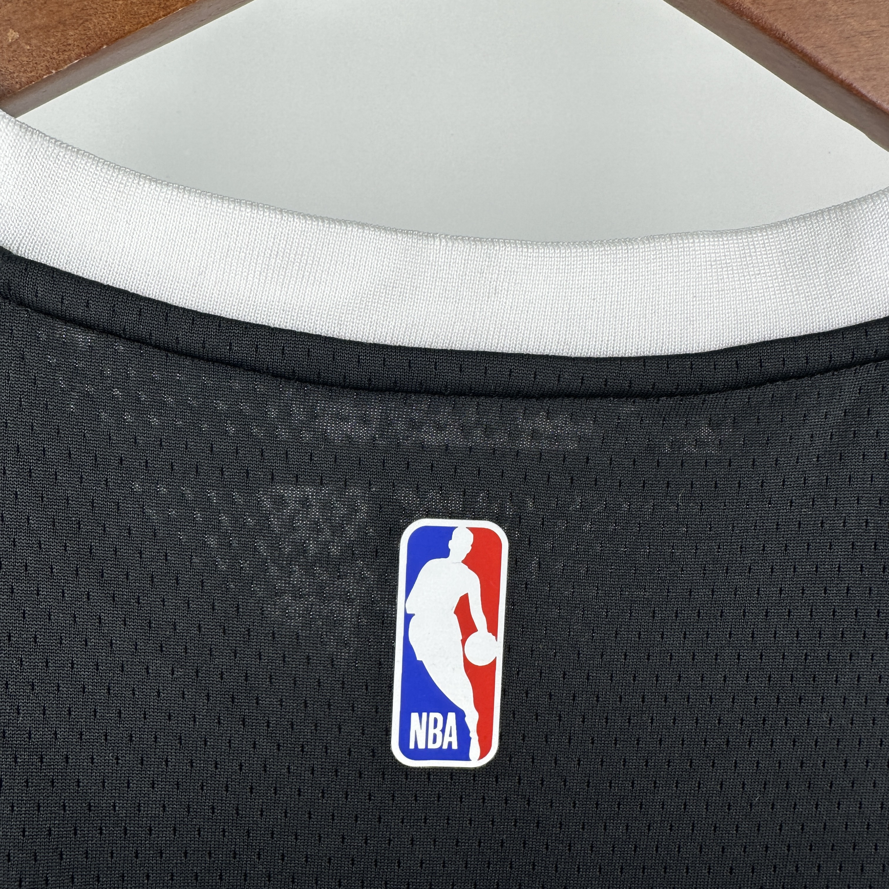 23 Season SAN ANTONIO SPURS Flyer Edition  #4 FOX