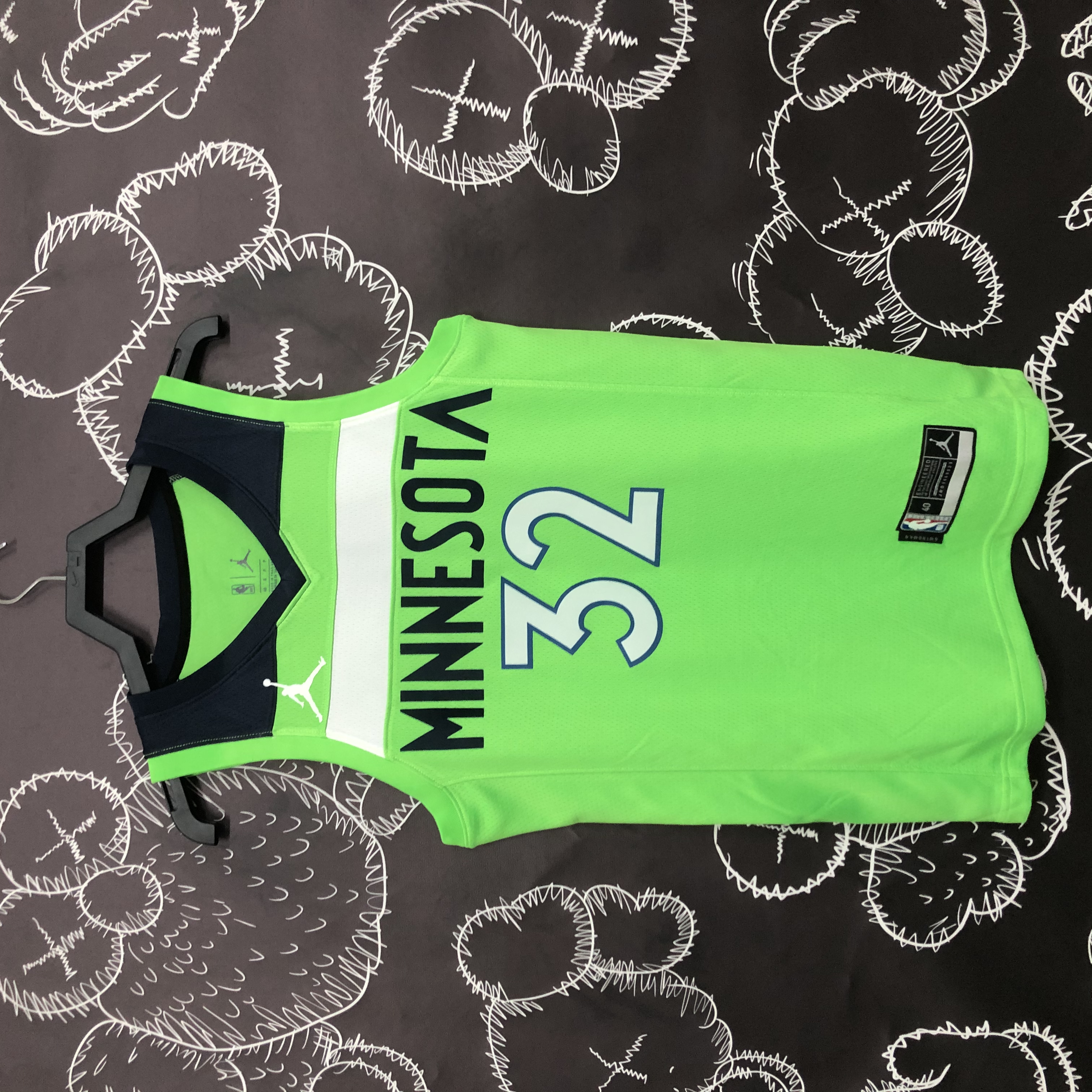 MINNESOTA TIMBERWOLVES GREEN  NO.32 TOWNS