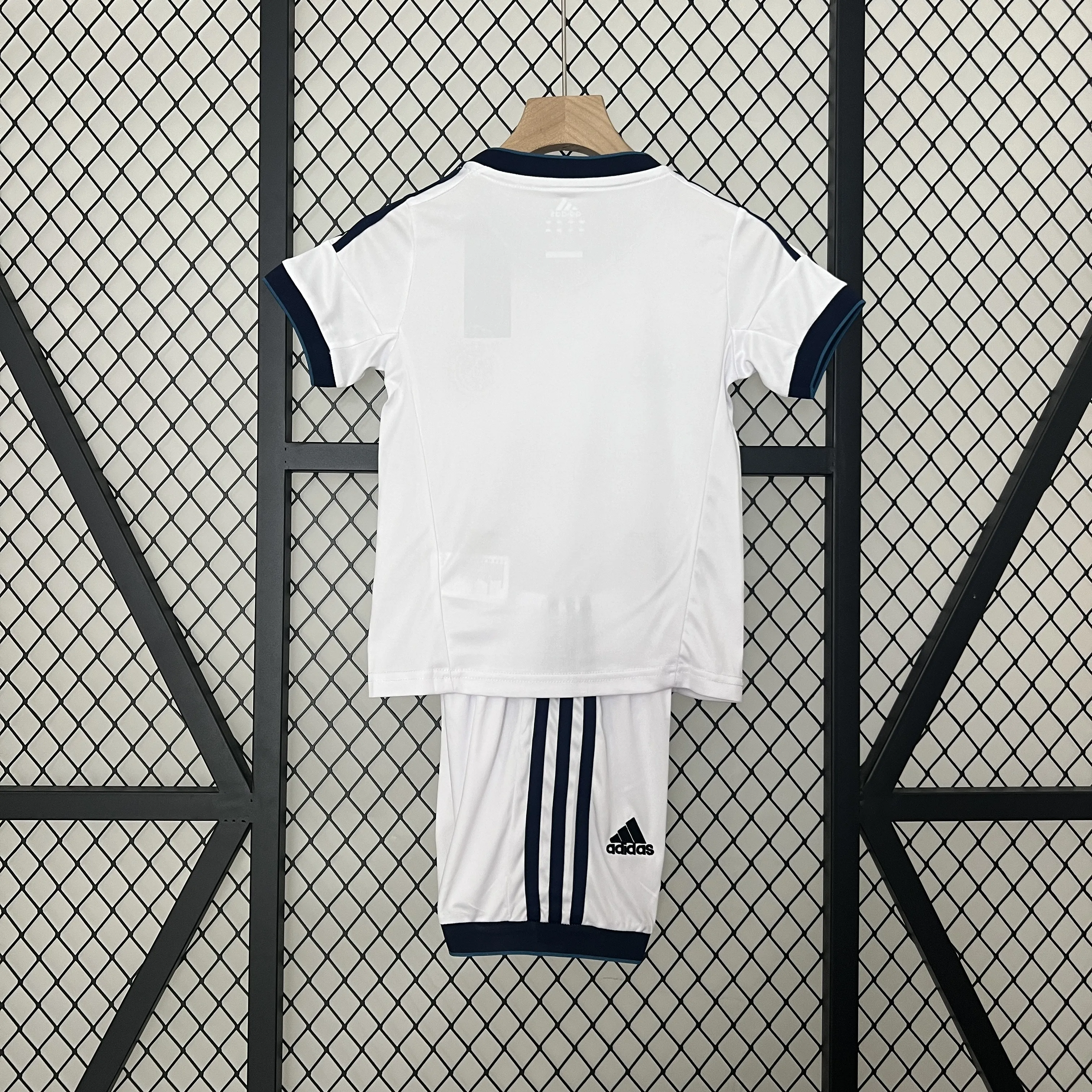 Kids Kit Real Mαdrid 12/13 Home White