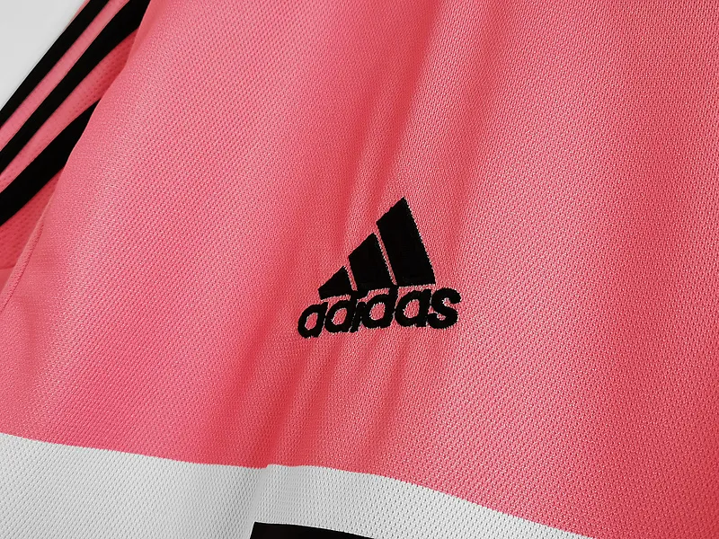 Retro  Juventus 2015/16 Away Long Sleeves Pink