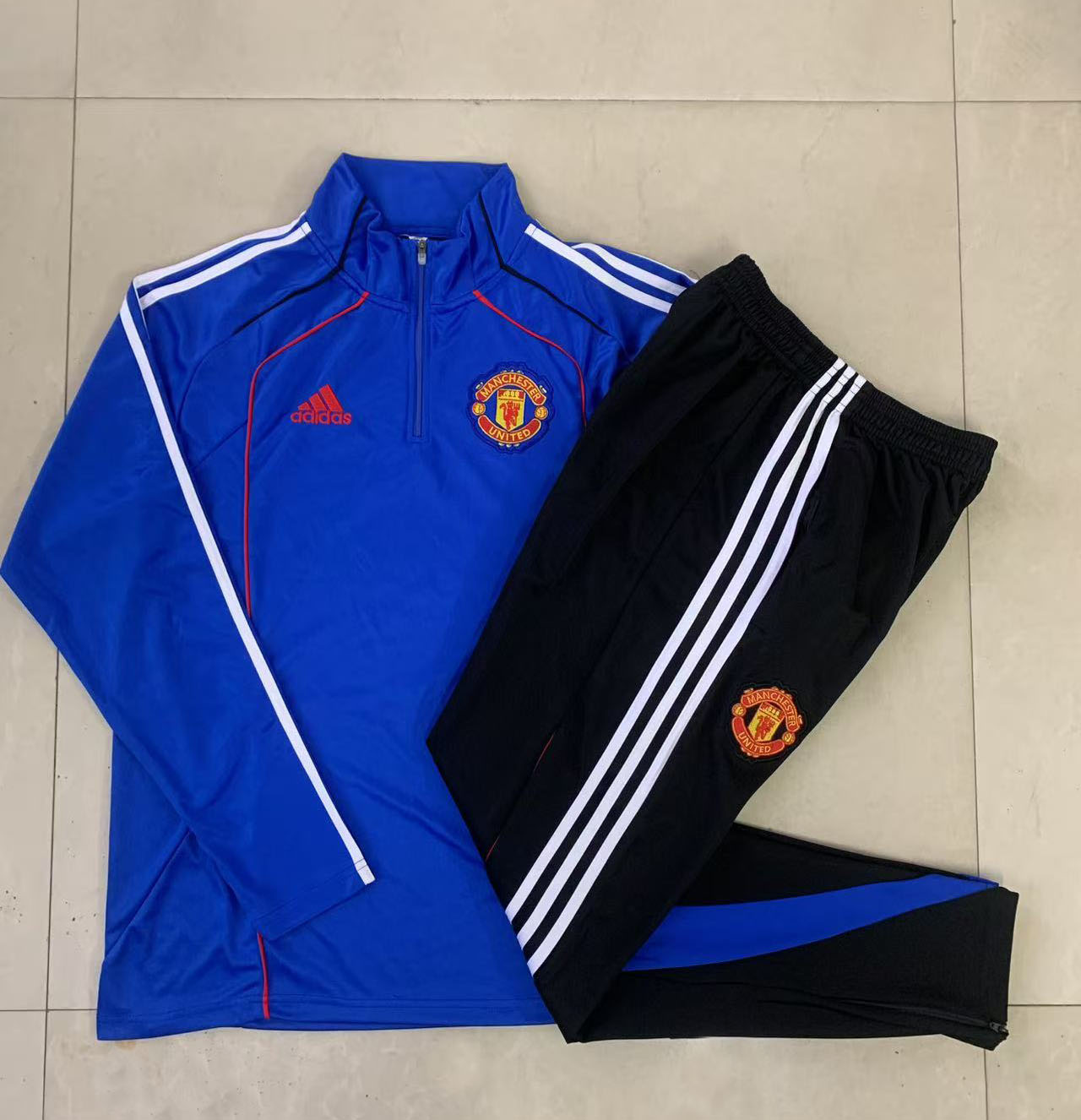 Adult/ Kids Man Utd Half Zipper Training Suit B2554