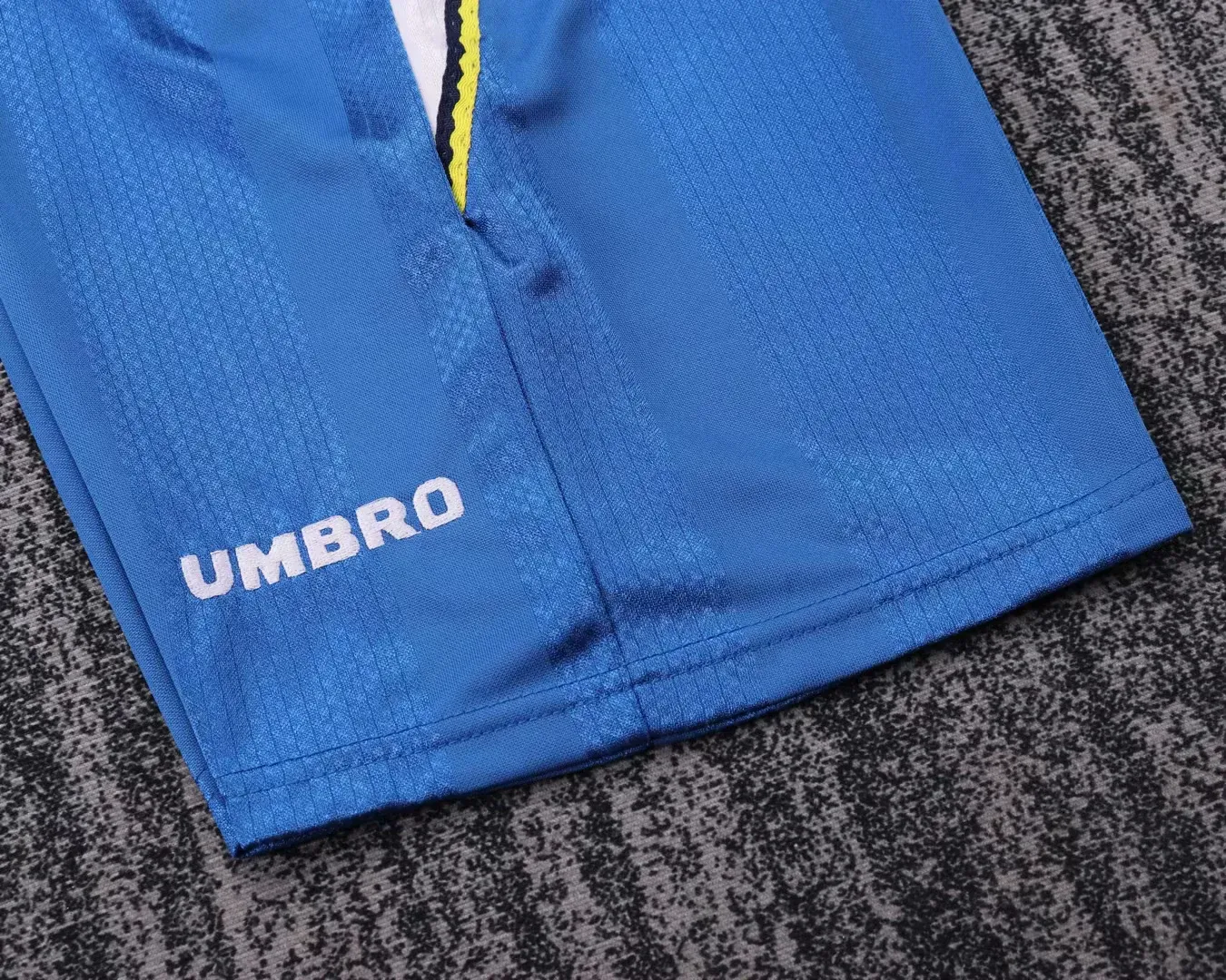 Kids Retro Kit Chelsea 97-99 Home