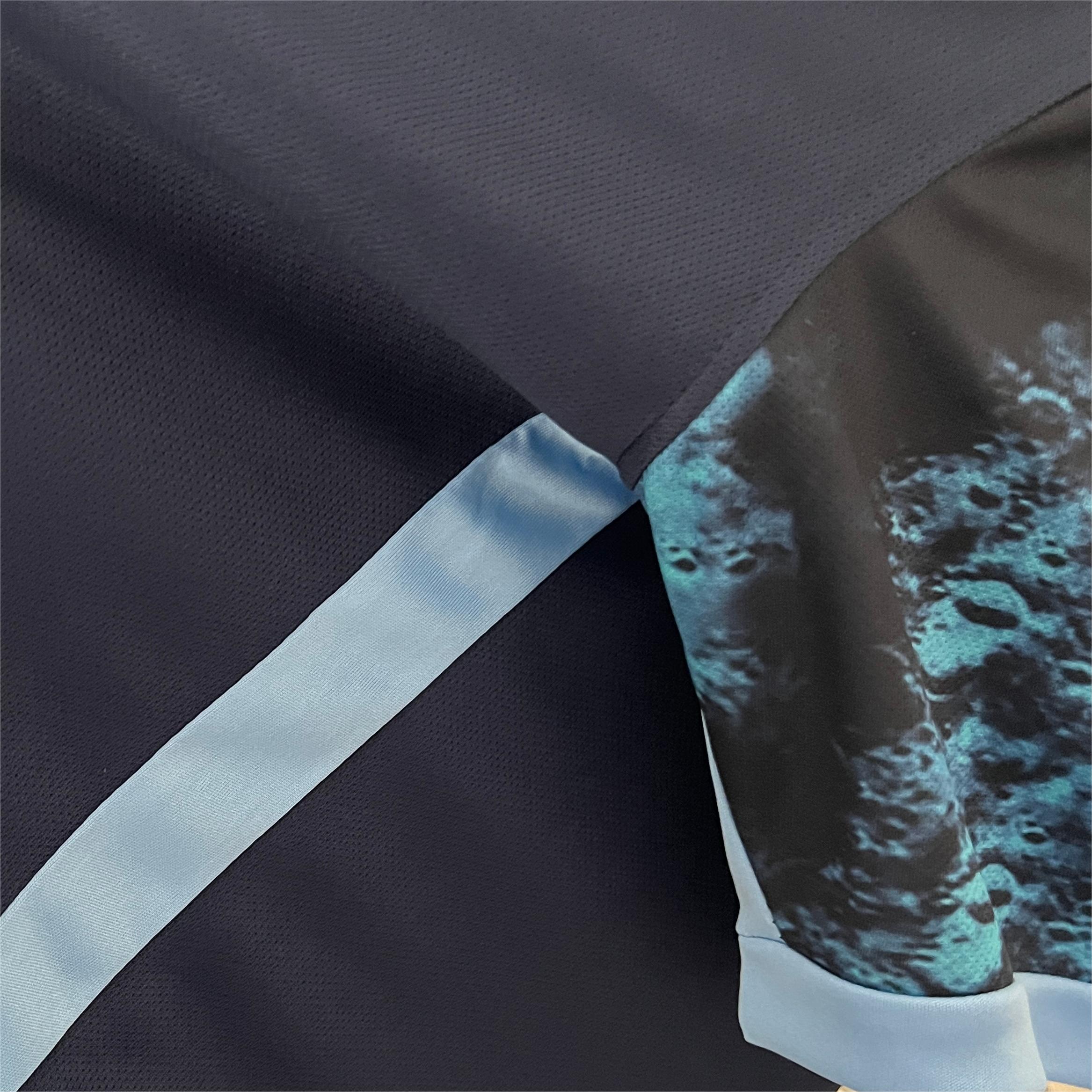 Retro Manchester City 15/16 Away