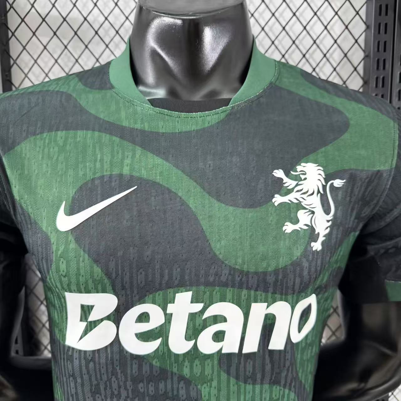 Player Version Sporting Lisbon 25/26 Away S-XXL