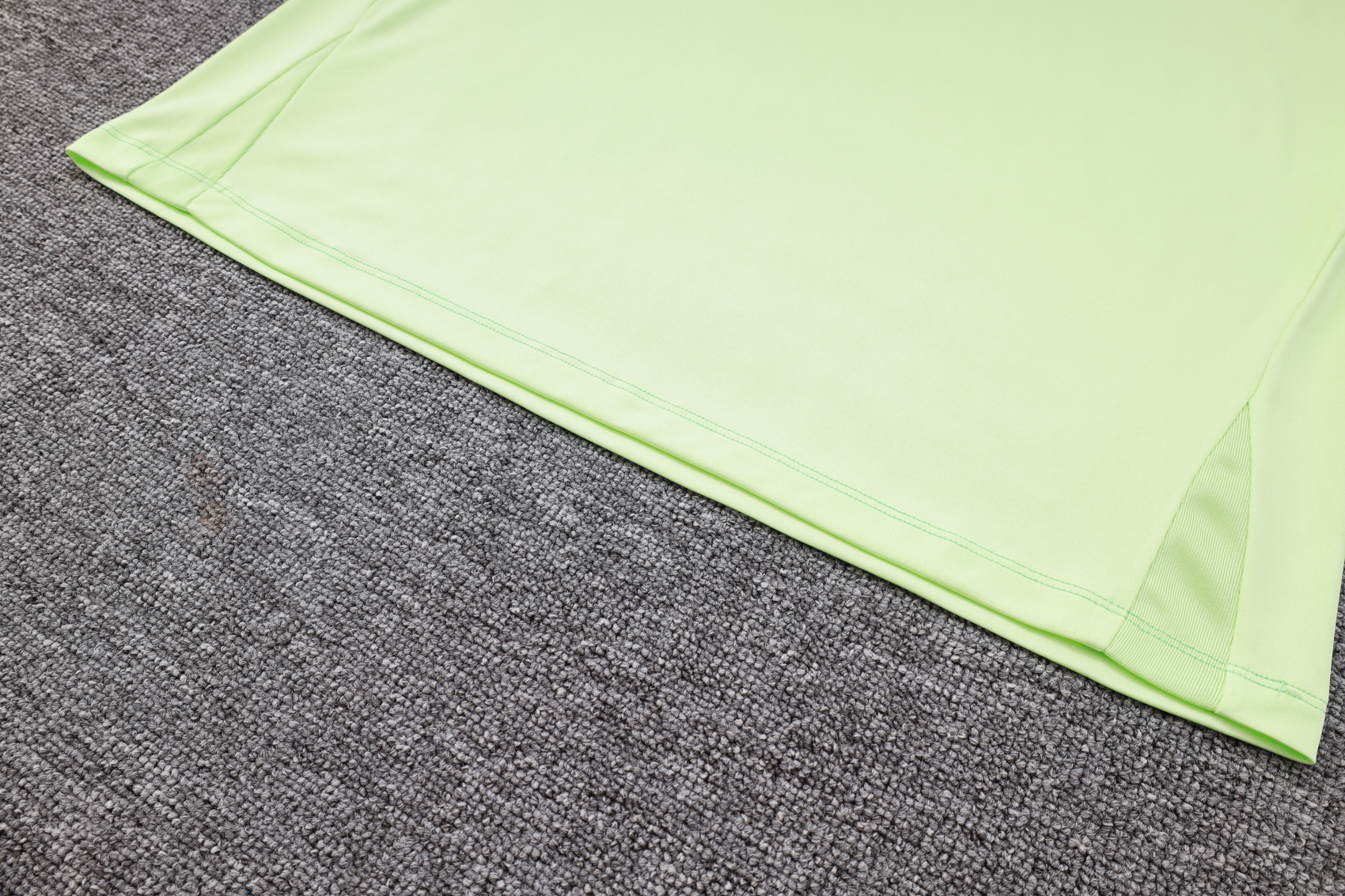 Brazil Sleeveless training suit D890