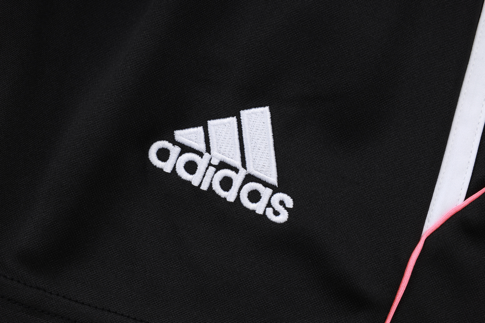 Juventus Sleevesless Training Suit D25109