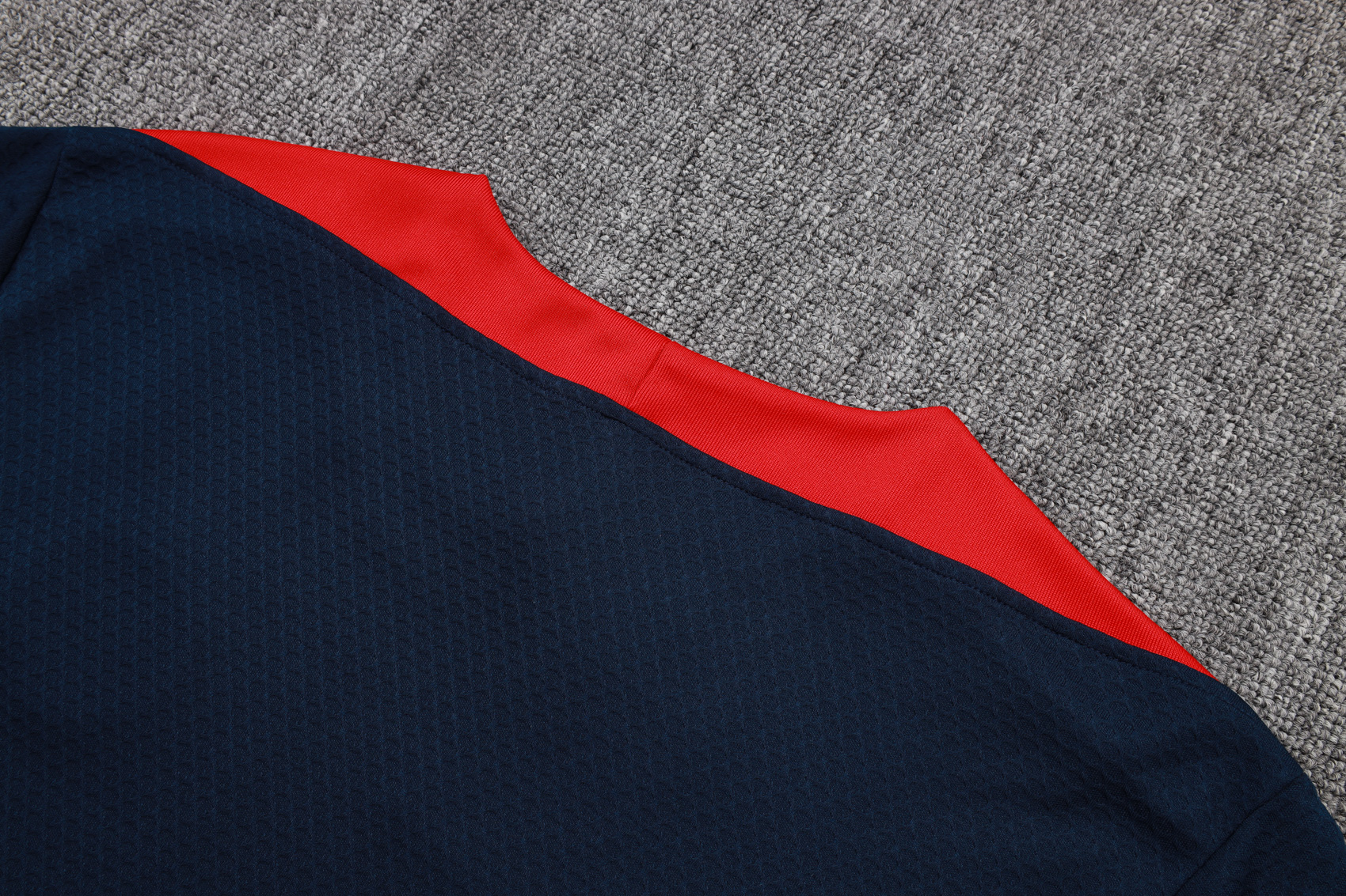 2526 Short Sleeves Training suit  D25127