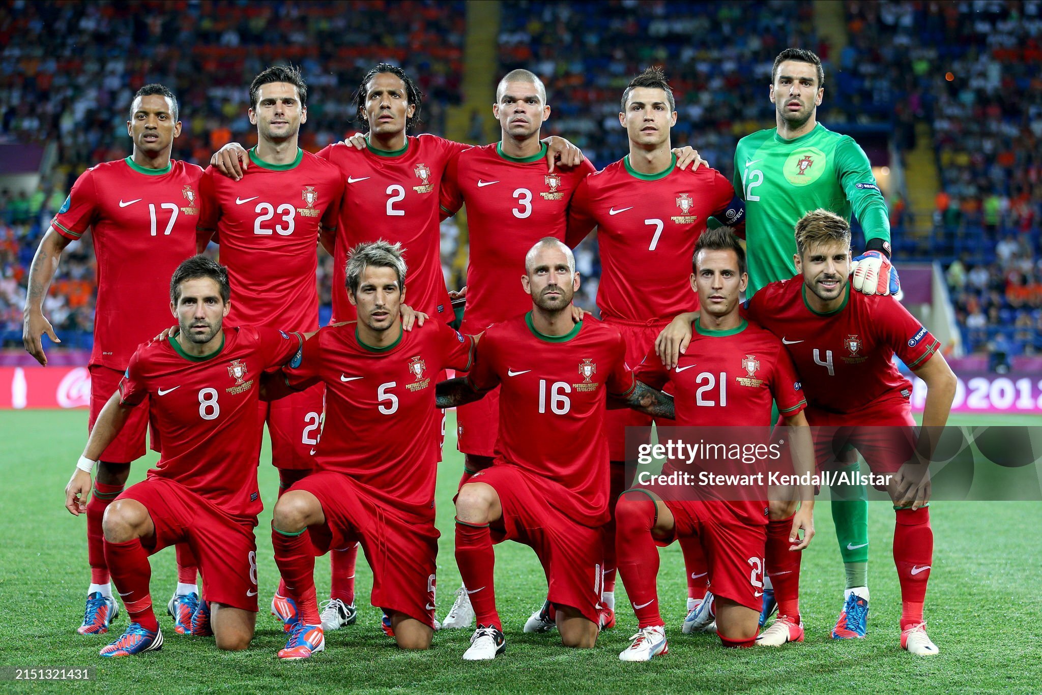 Player Version Retro 2012/13 Portugal Home S-3XL