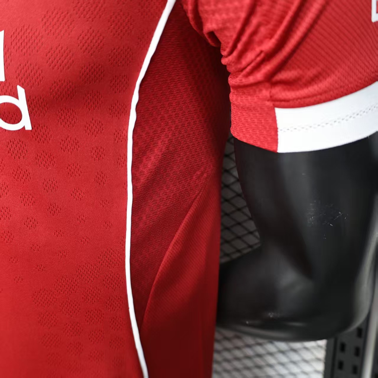 Player Version LVP 25/26 Home S-4XL