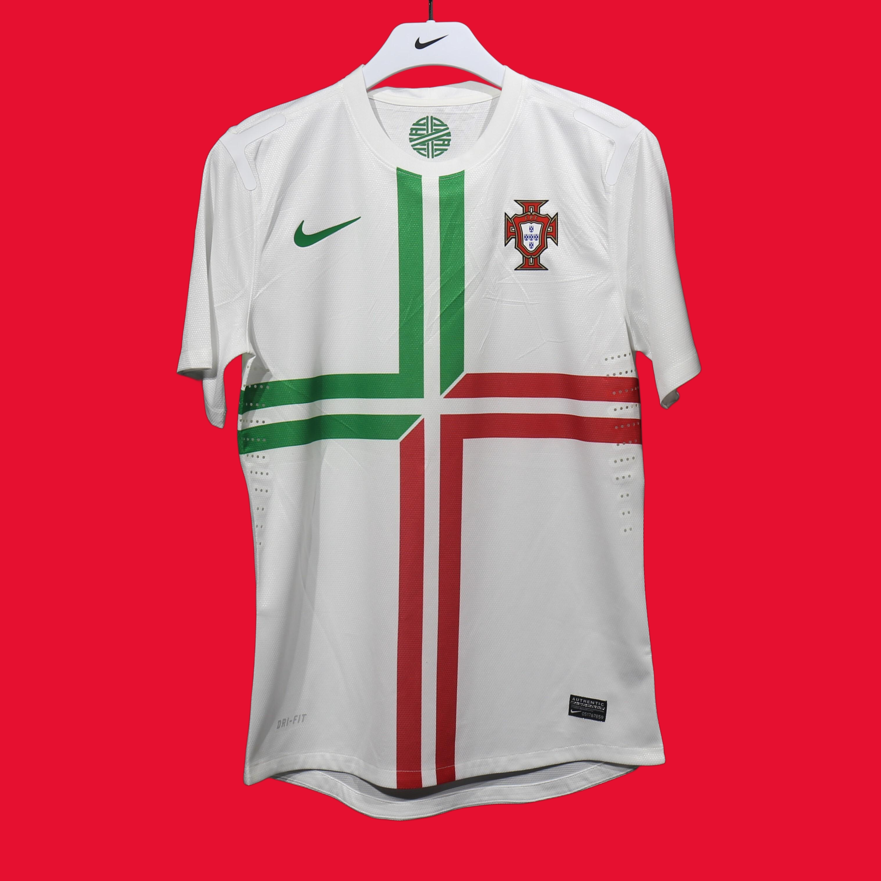 Player Version Retro Portugal 2012/13 Away S-3XL