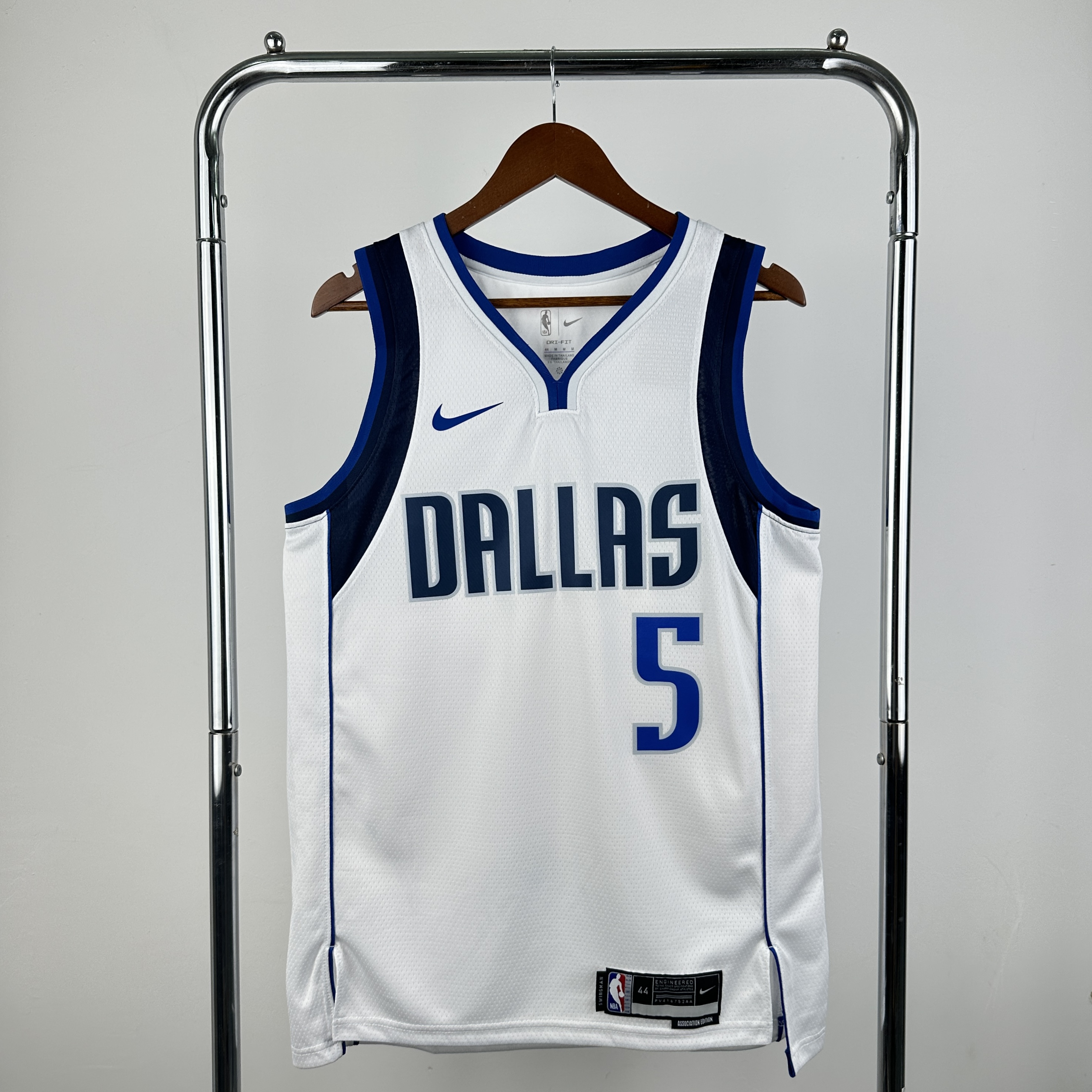 DALLAS MAVERICKS