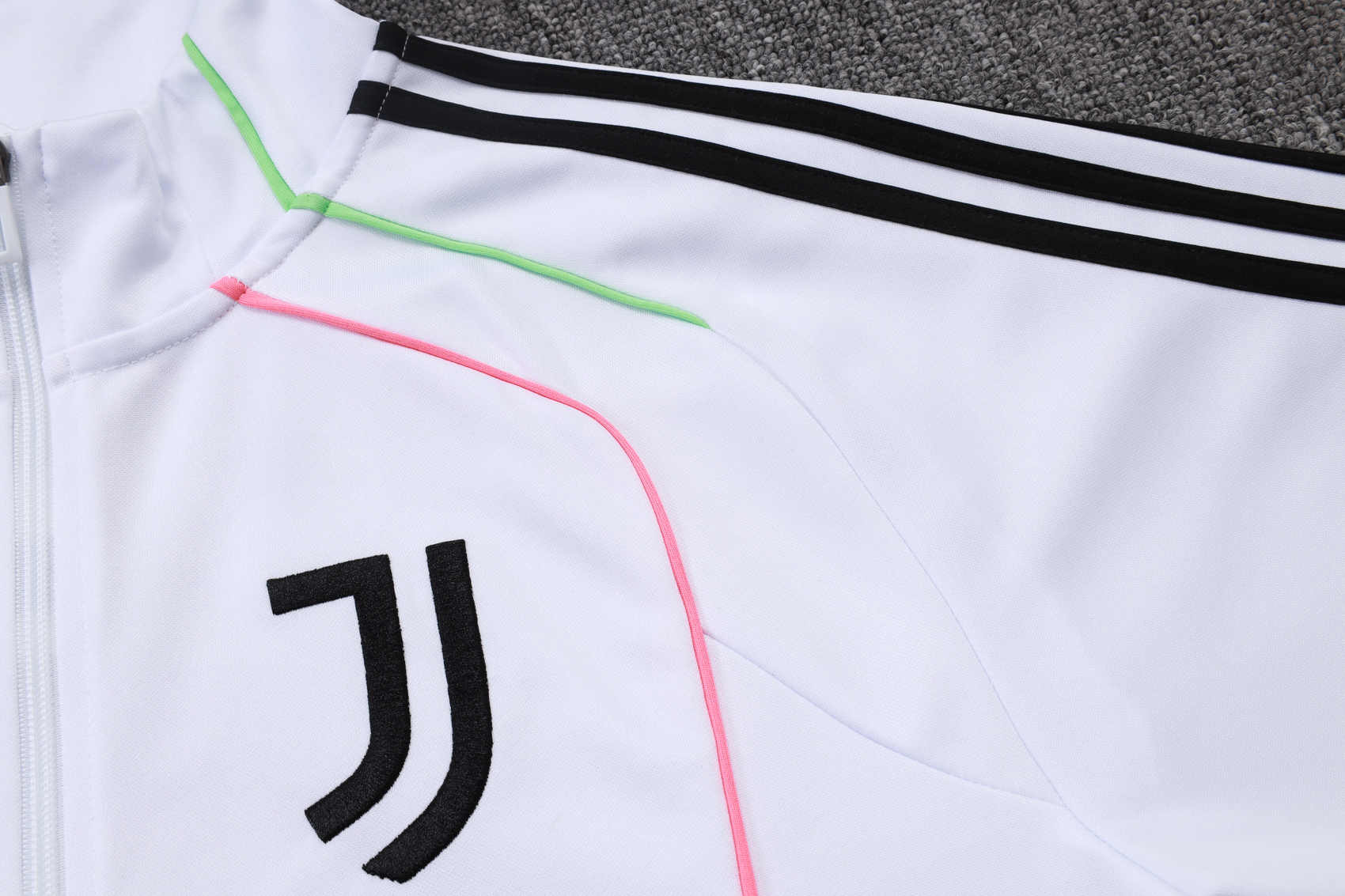 Adult/ Kids Juventus Full Zipper Training Suit A2557