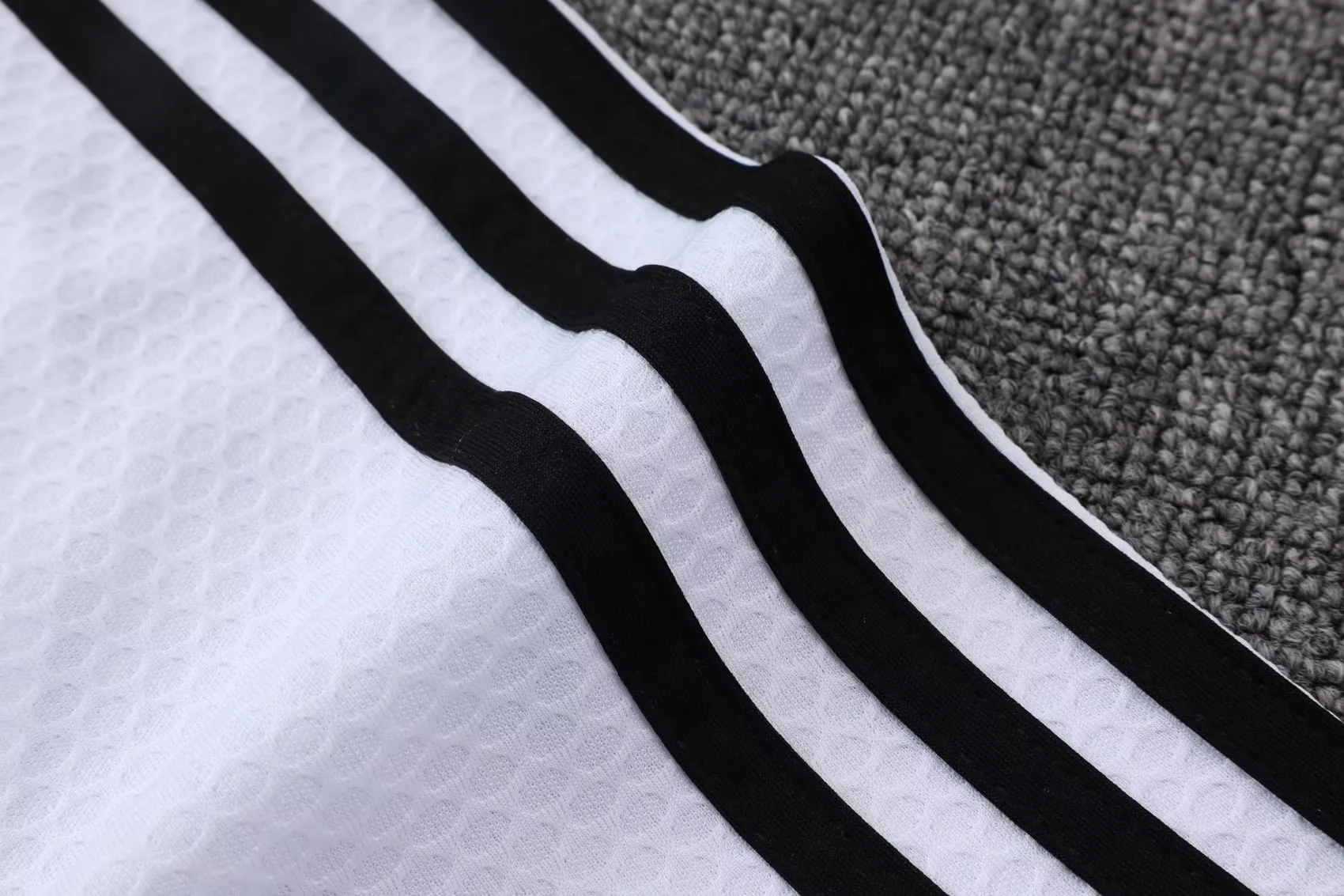 Short Sleeves JUVENTUS Training suit  D25106