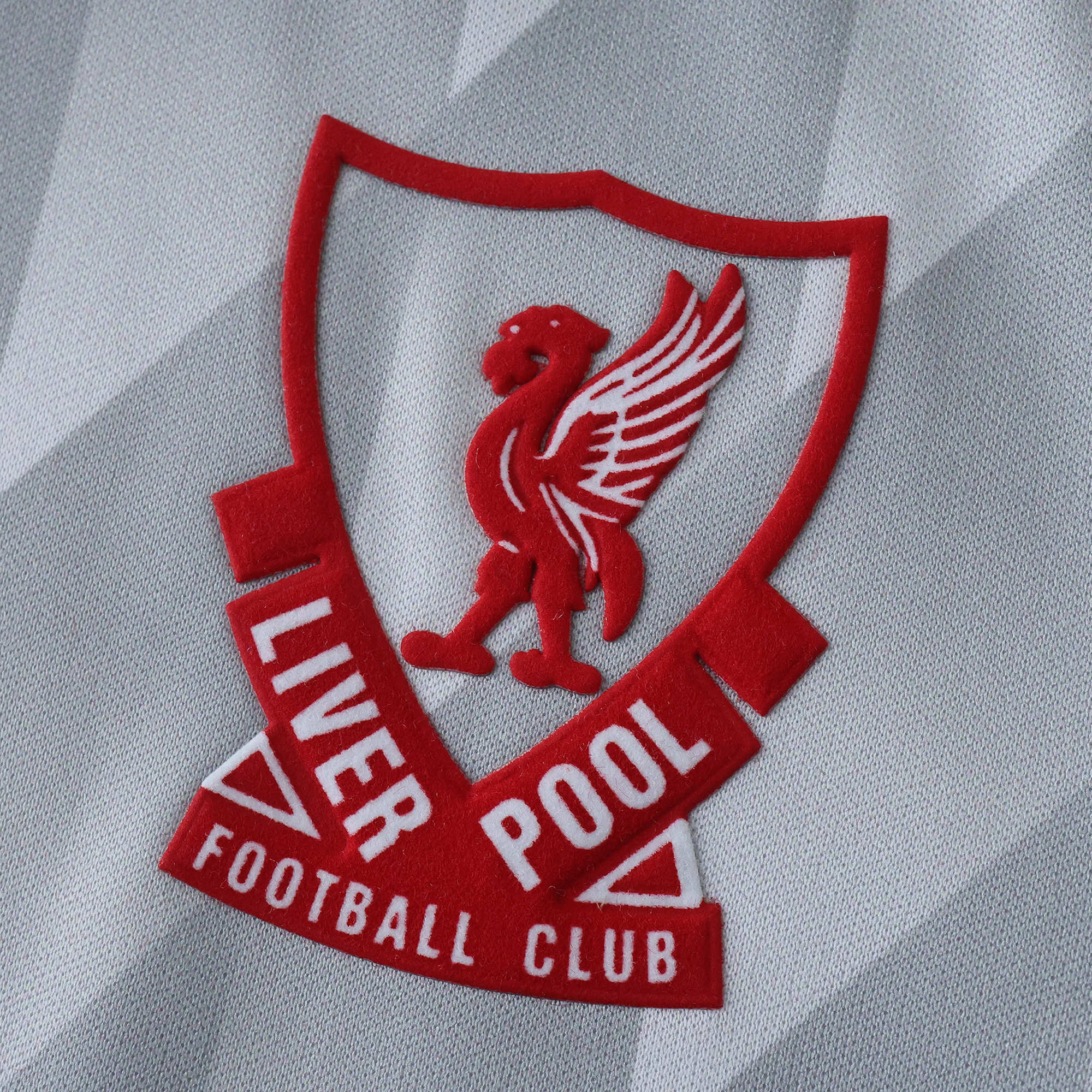 Kids kit LVP 89/91 Away