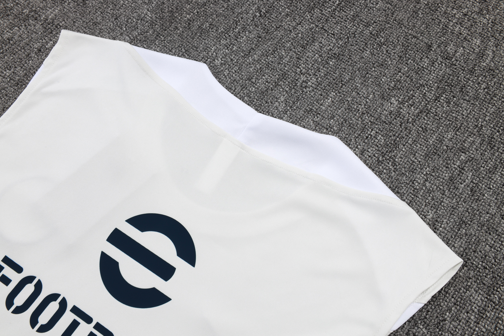 Sleeveless Inter Milan Training Suit d2576