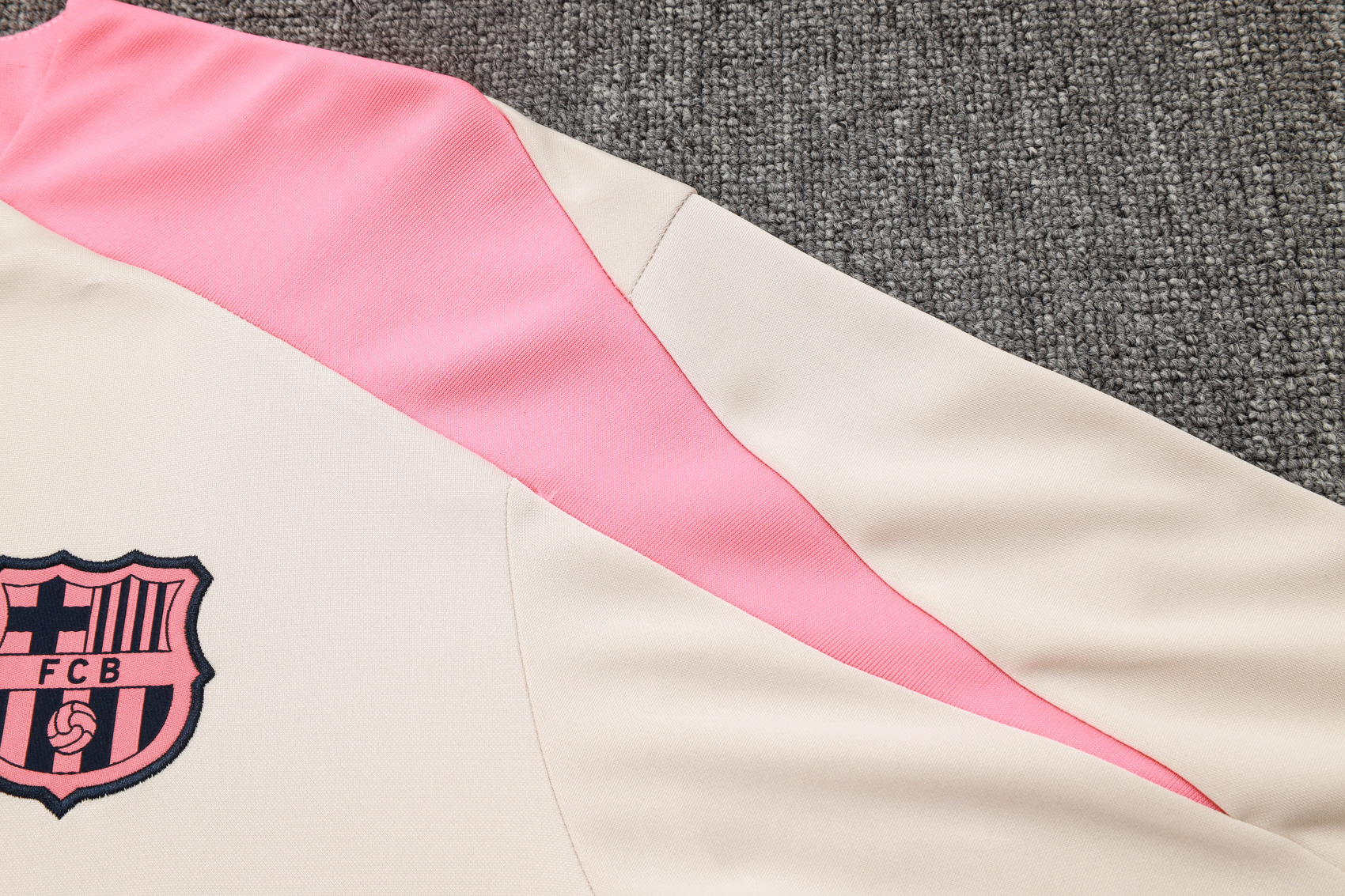 Barcelona 25/26 Half Zipper Training Suit B2517