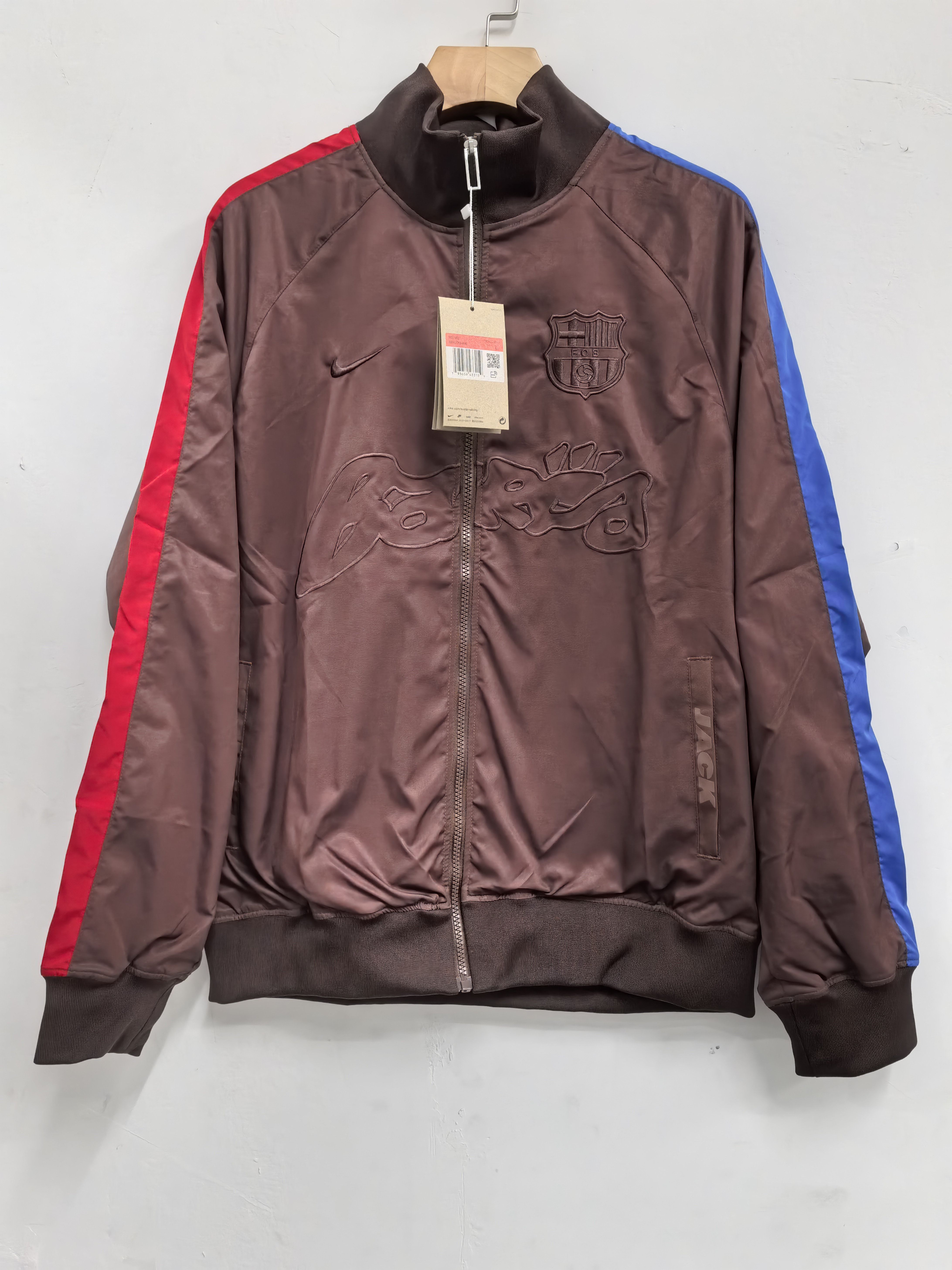 Barcelona windbreaker