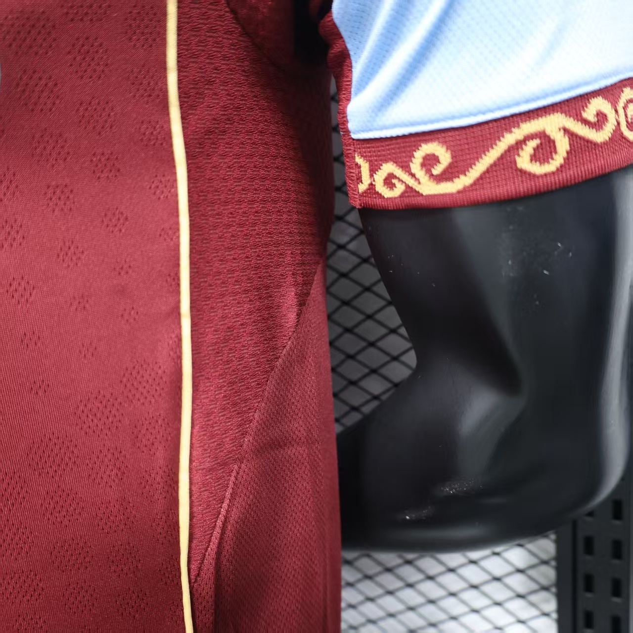 Player Version 2526 Aston Villa Home S-XXL