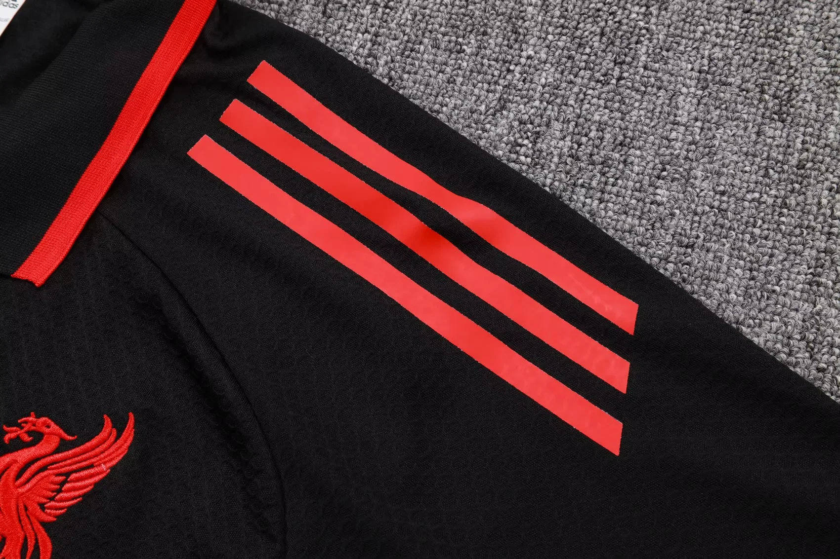 LVP 2526 training suit