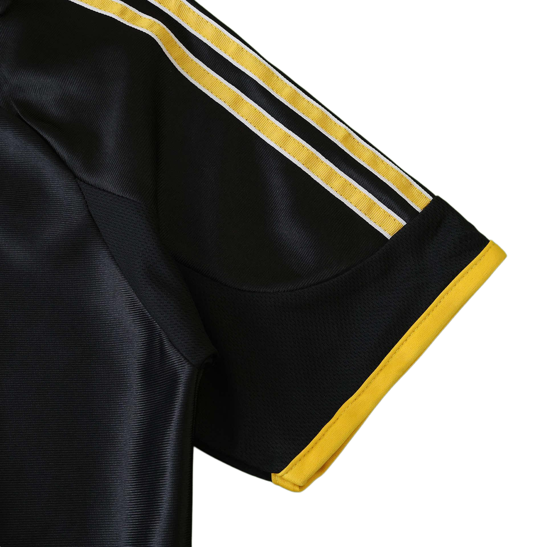 Kids kit Real Madrid 99/00 Away