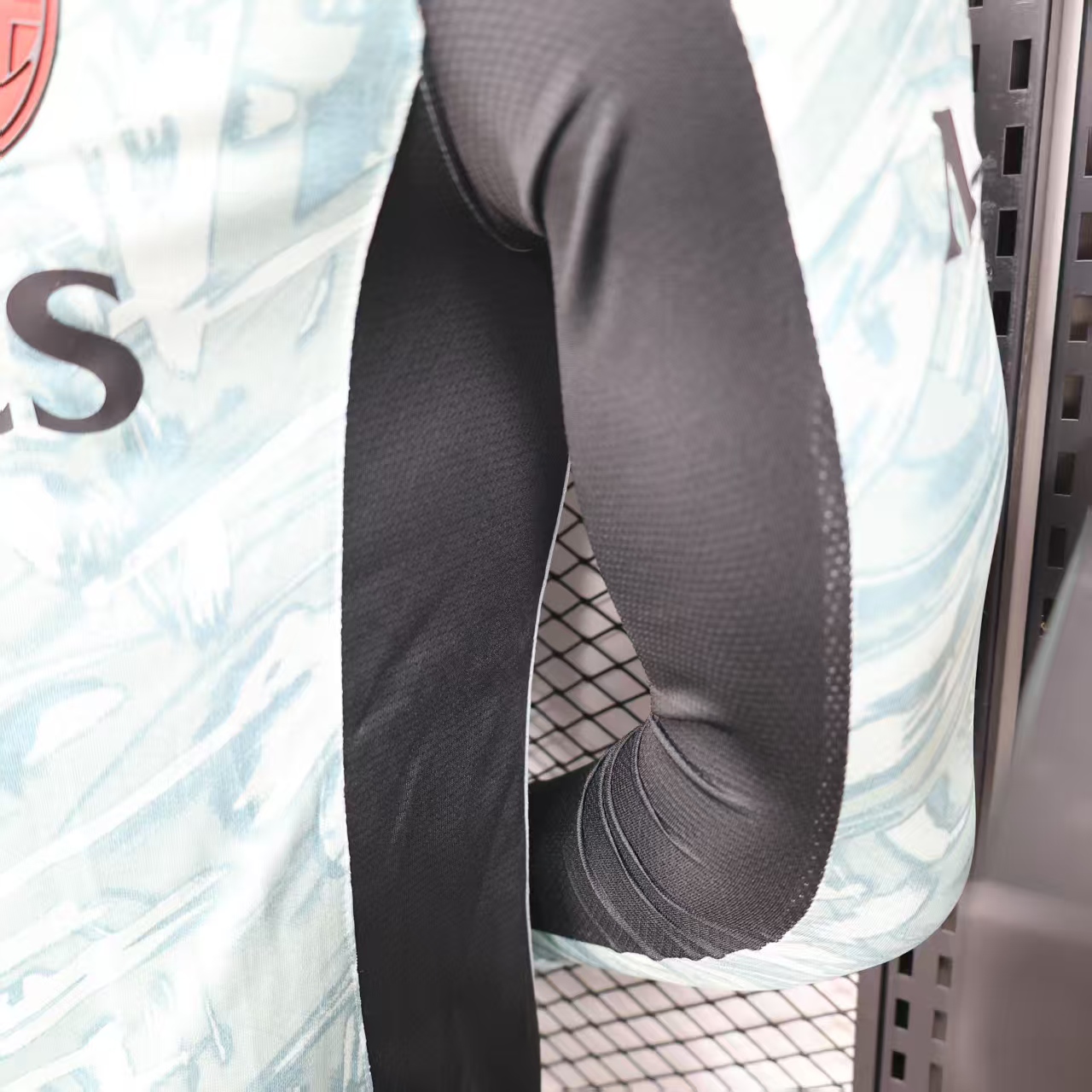 Player Version AC MILAN GOALKEEPER HOME 2025/26 LONG SLEEVES