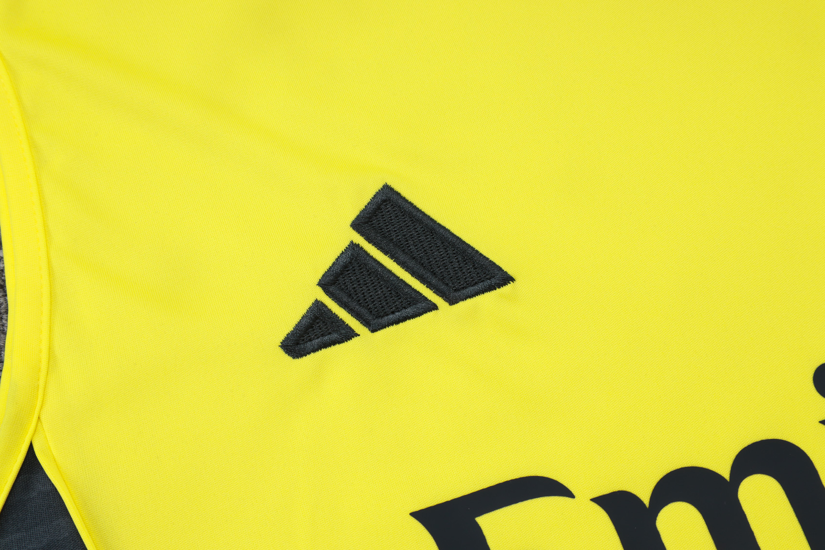 Real Mαdrid  Sleevesless Training Suit D25110