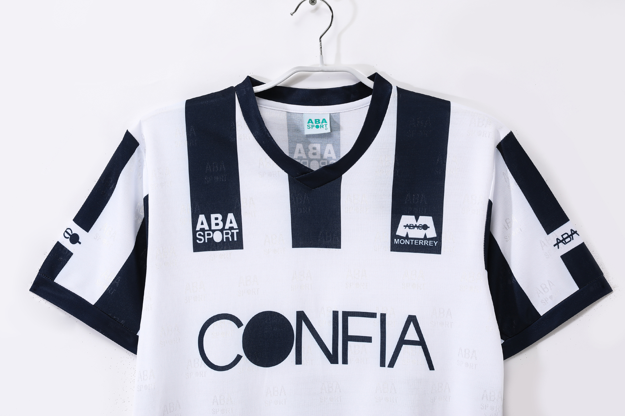 Retro C.F. Monterrey 93/94 Home Kit
