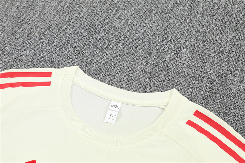 Short Sleeves LVP Training Suit Cream