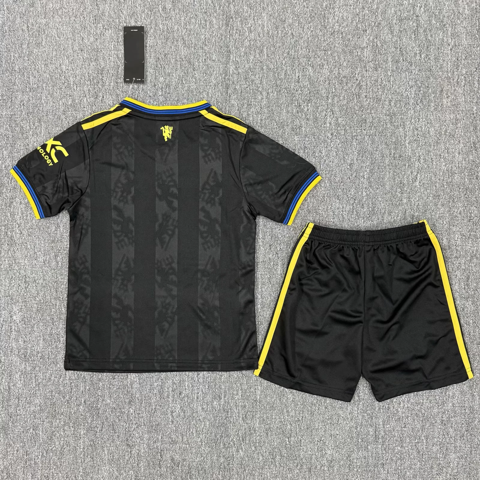 Kids Man United 25/26 Third Kit 16-28