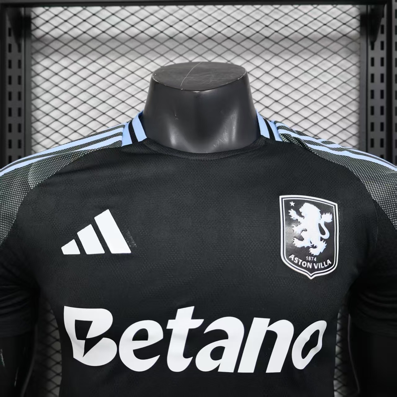 Player Version 2526 Aston Villa Away S-XXL