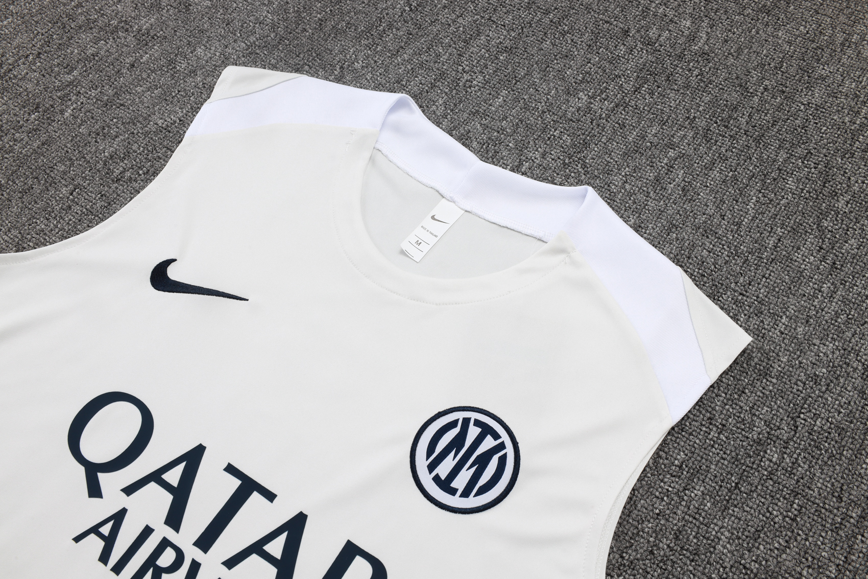 Sleeveless Inter Milan Training Suit d2576