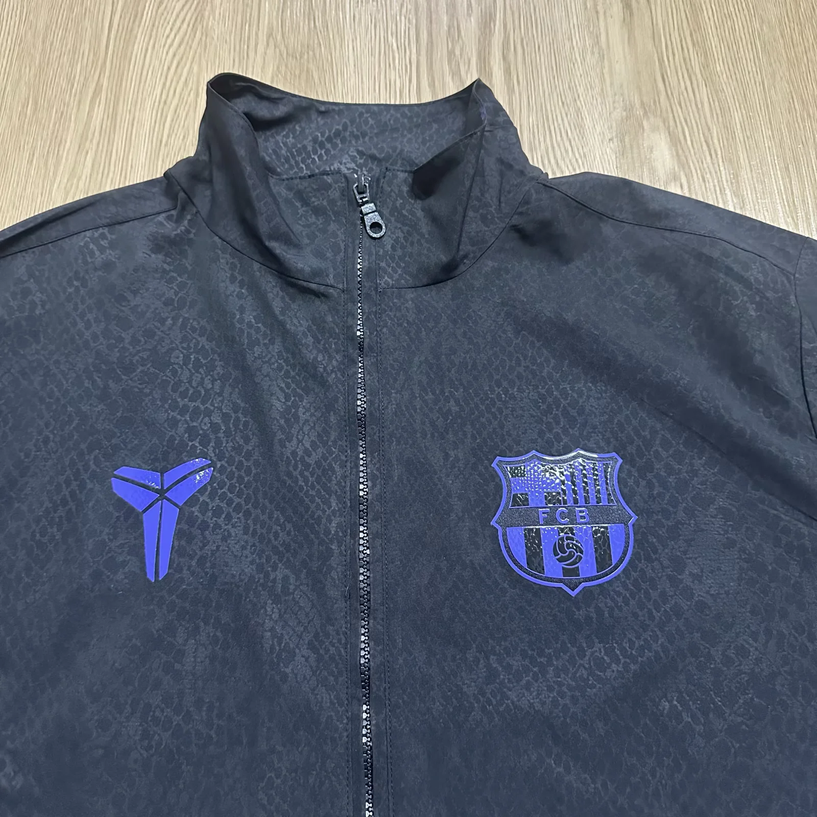 Barcelona Windbreaker
